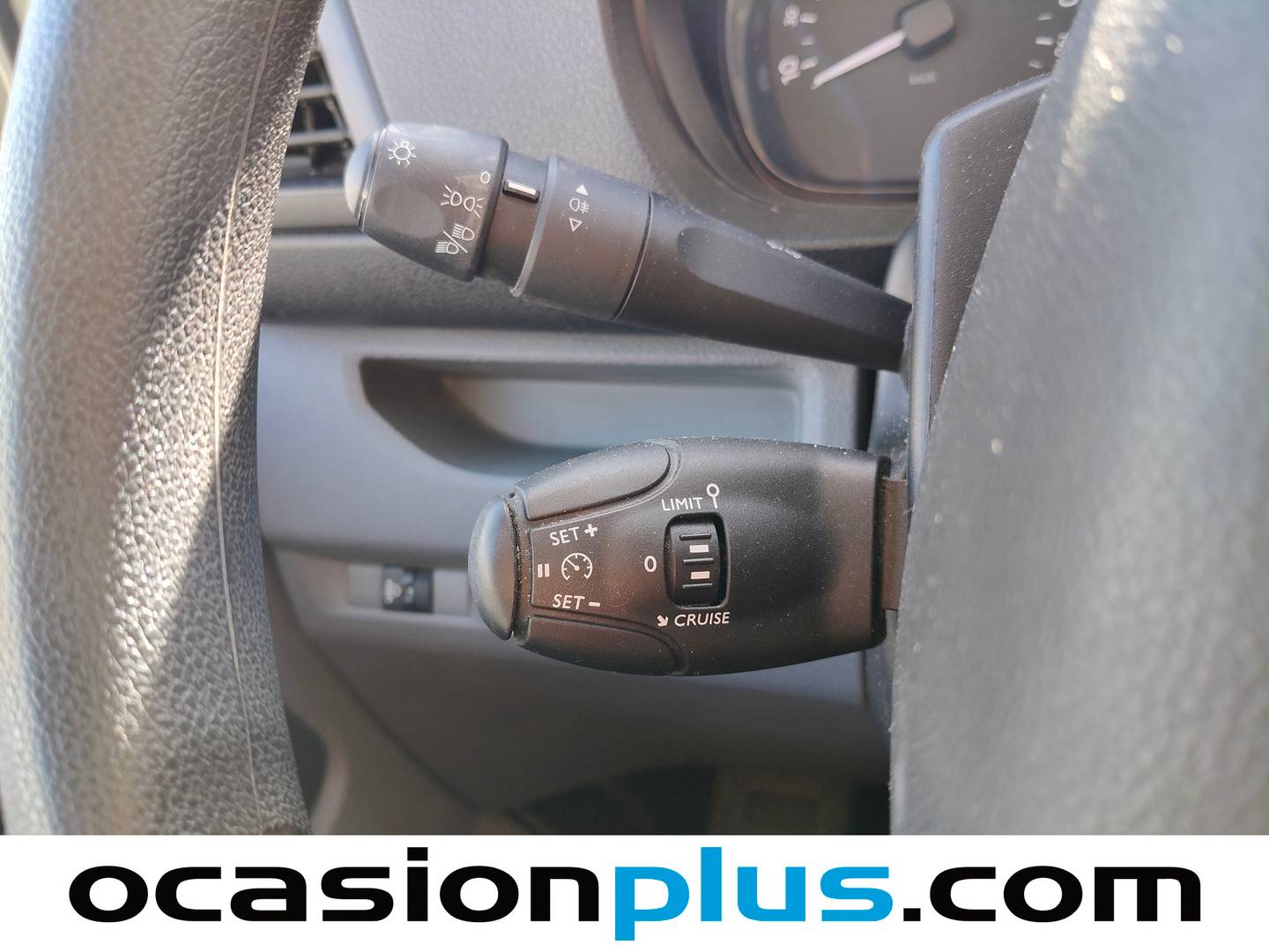 Extras y acabados del Citroën Jumpy Citroën Jumpy Combi BlueHDi 120 Talla M Confort (120 CV) 8 Plazas