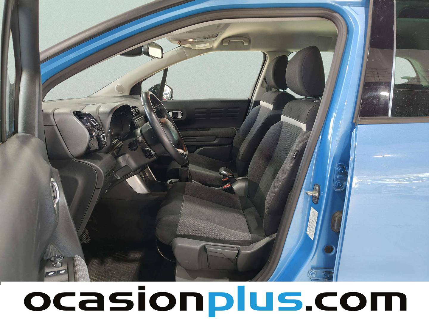 Foto asientos delanteros Citroën C3 Aircross Citroën C3 Aircross CITROEN C3 Aircross BlueHDi  SHINE (100CV)