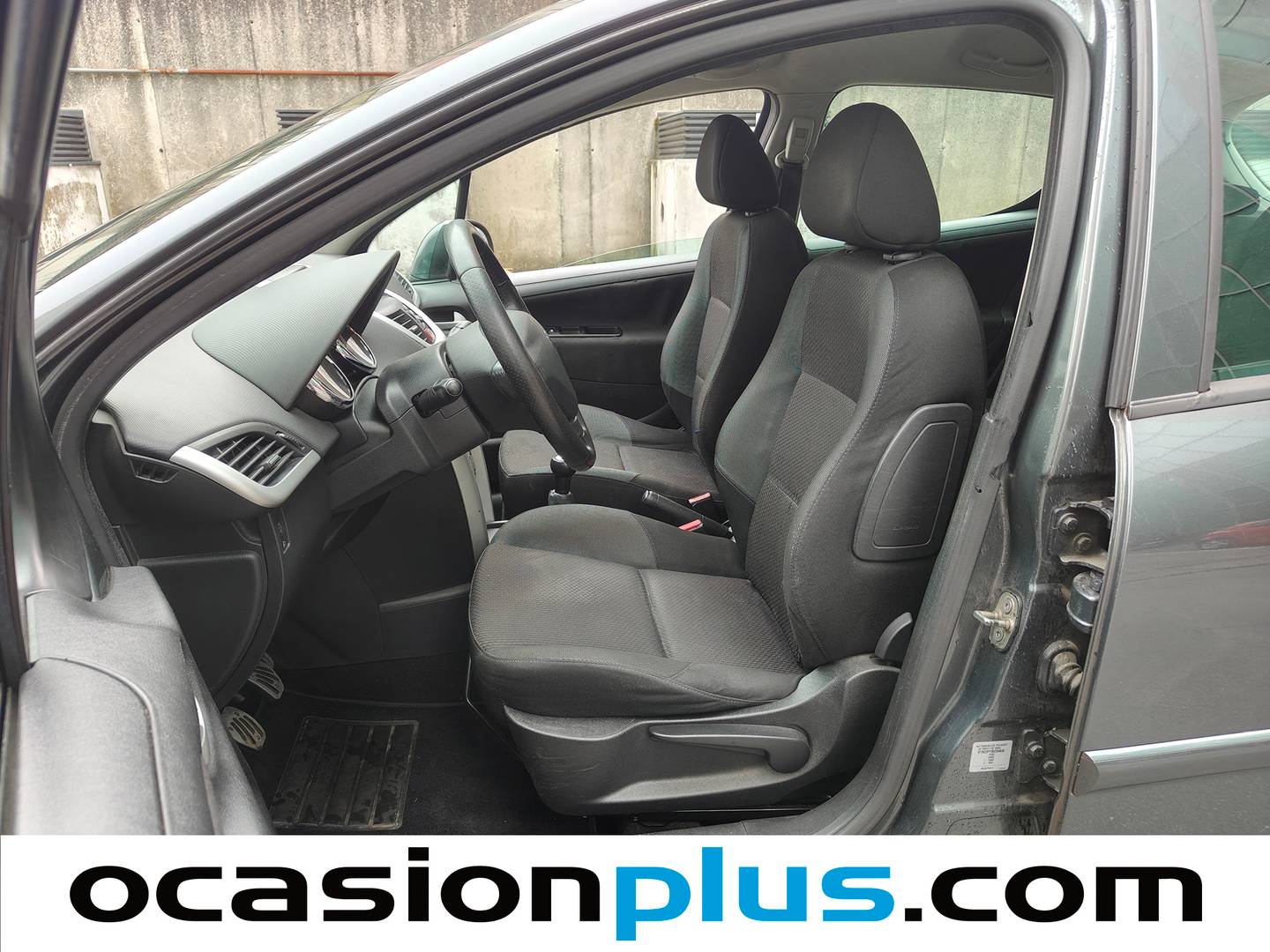 Foto asientos delanteros Peugeot 207 Peugeot 207 1.4 VTi Active (95 CV)