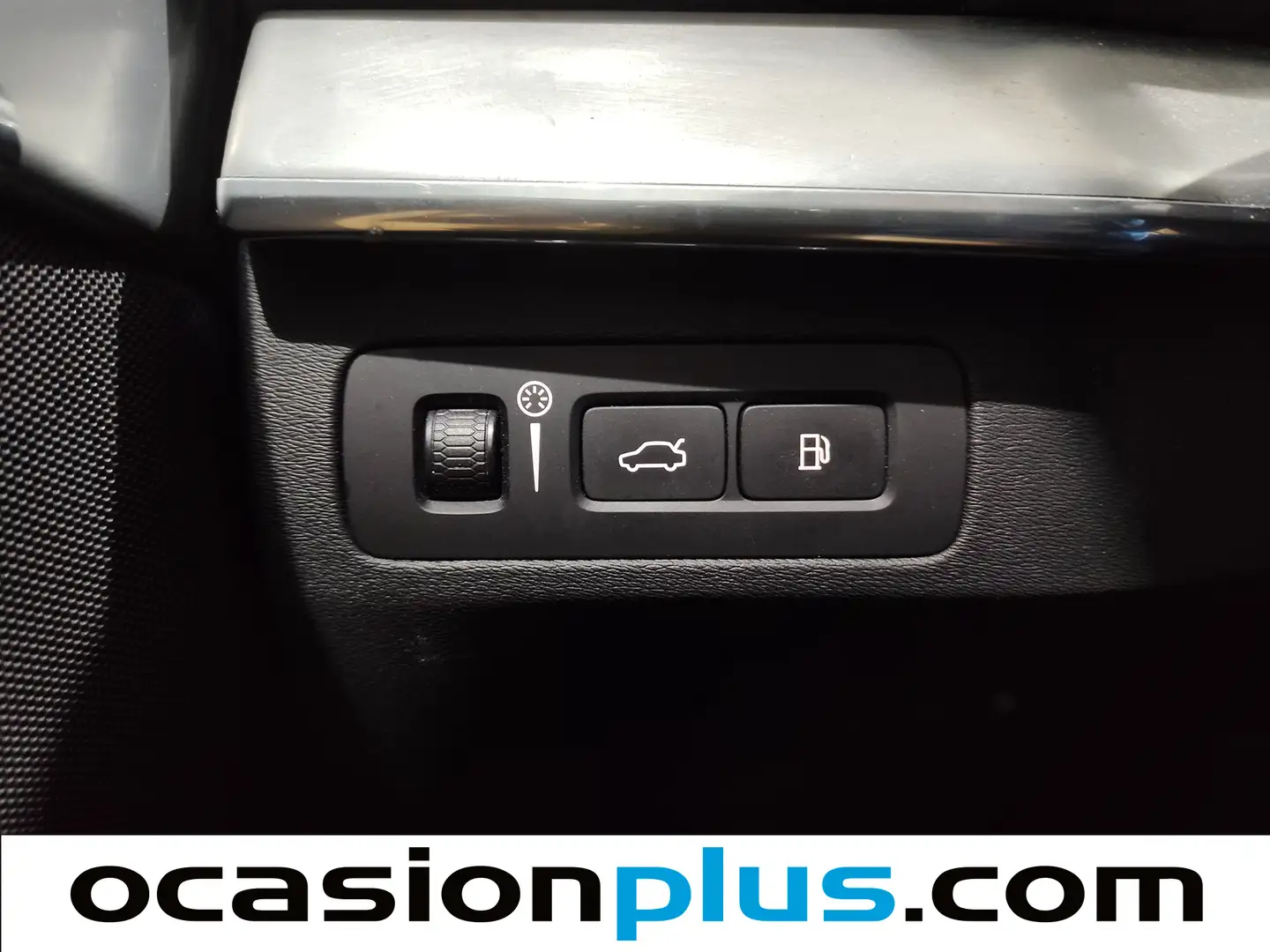 Foto Volvo XC90 Volvo XC90 T8 Momentum AWD Auto (390 CV) 7 Plazas