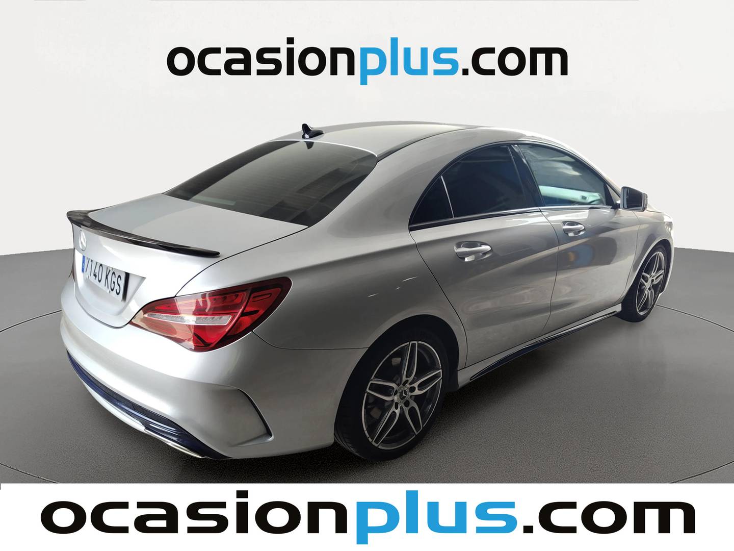Foto trasera Mercedes CLA Mercedes CLA 180 (122 CV) izquierda