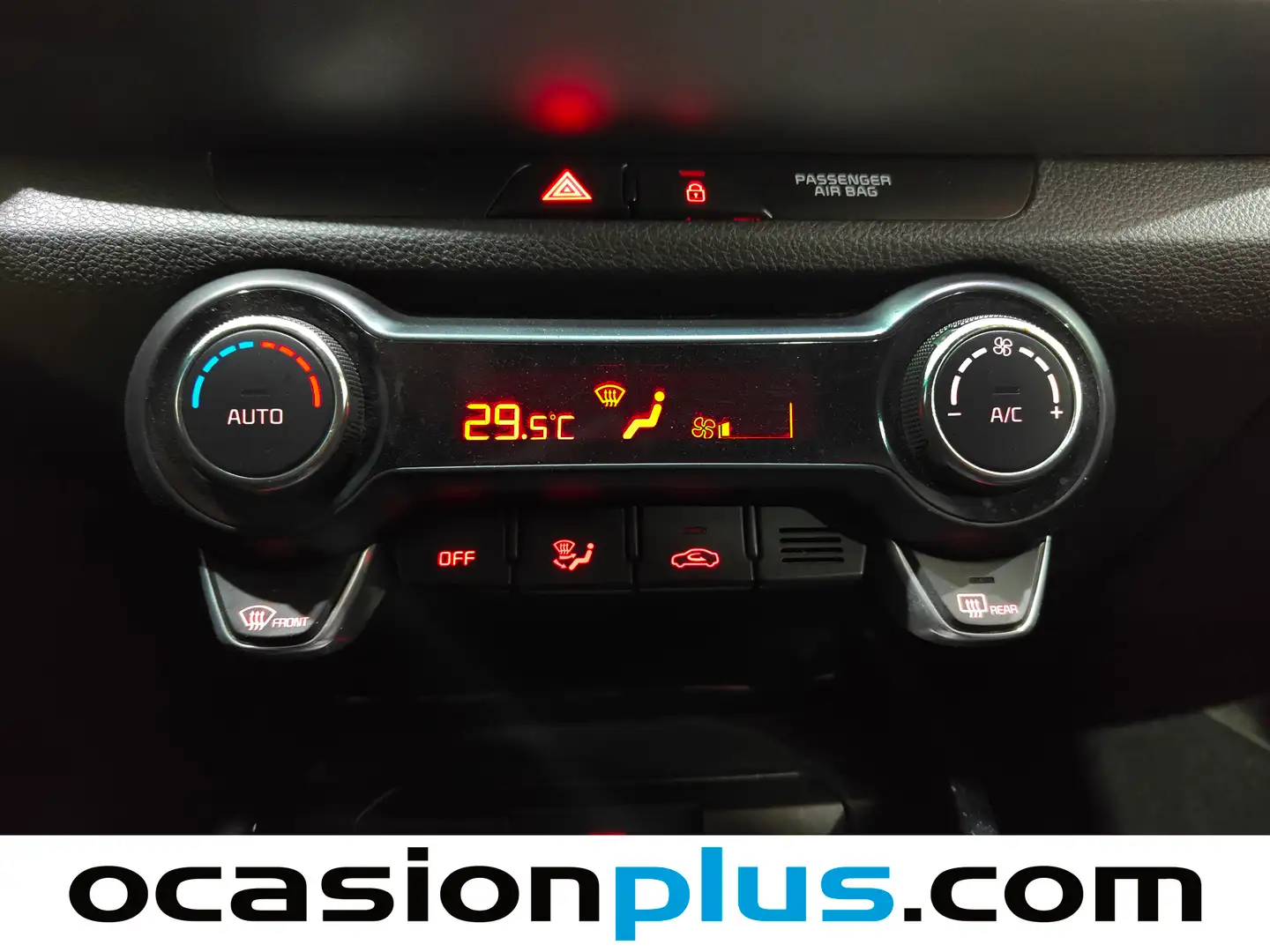 Foto KIA Stonic Kia Stonic 1.0 T-GDi MHEV Drive iMT  (100 CV)