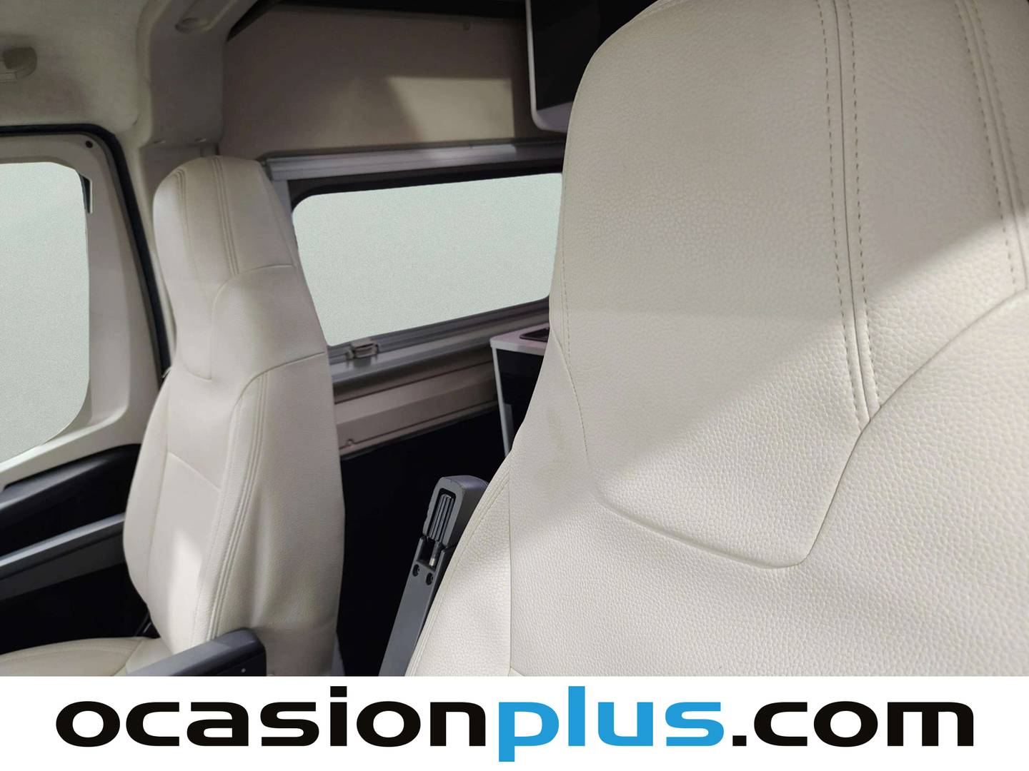 Extras del McLouis Menfys 3 McLouis Menfys 3 Maxi (140 CV)