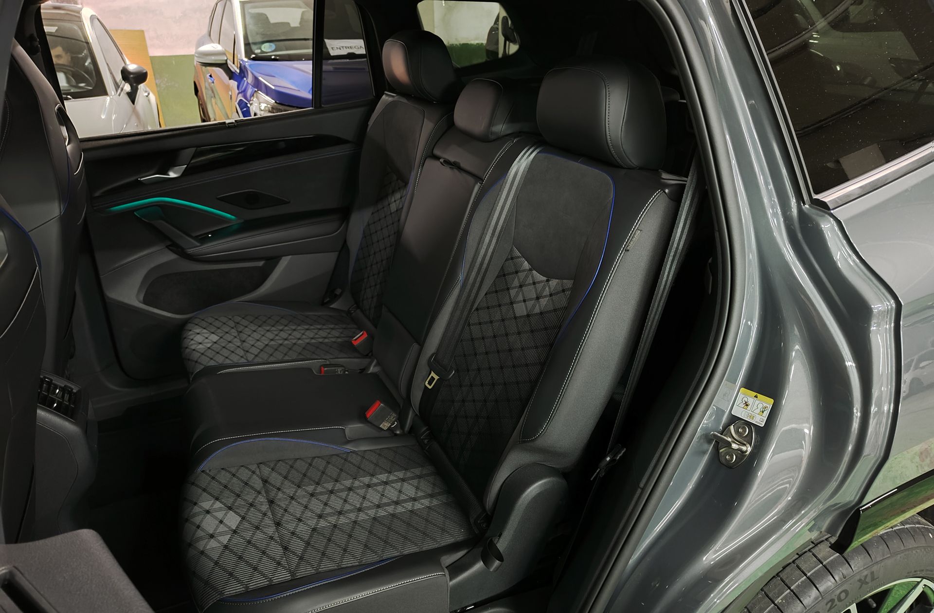 Volkswagen Tayron R-Line 1.5 eTSI DSG - foto 12