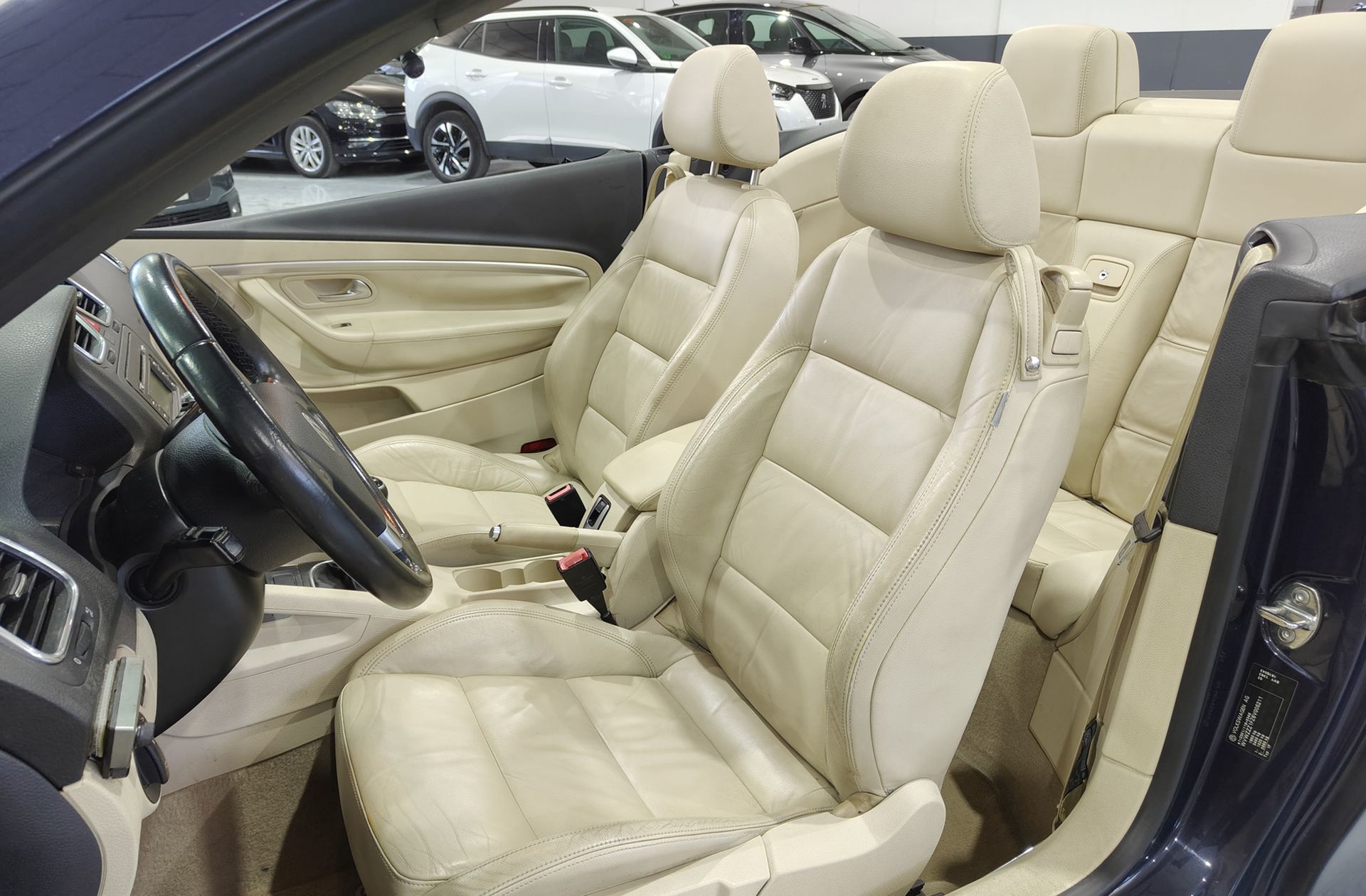 Volkswagen Eos Excellence 2.0 FSI - foto 11