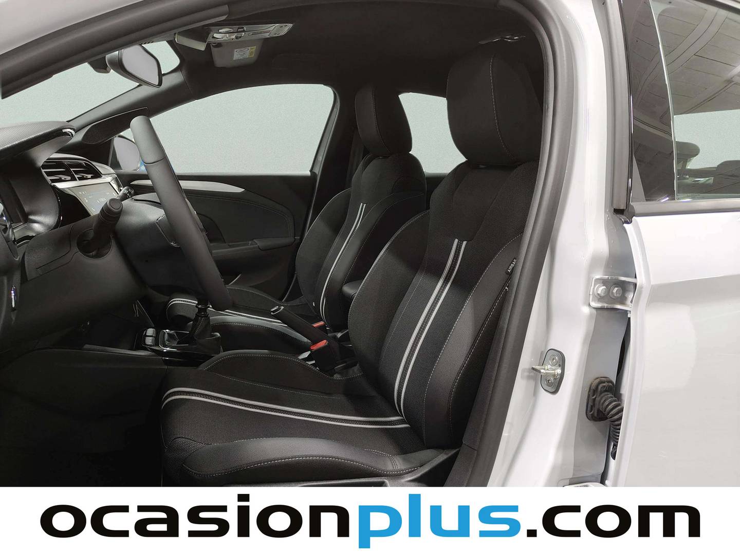 Foto asientos delanteros Opel Corsa Opel Corsa 1.2 T XHL GS (100 CV)
