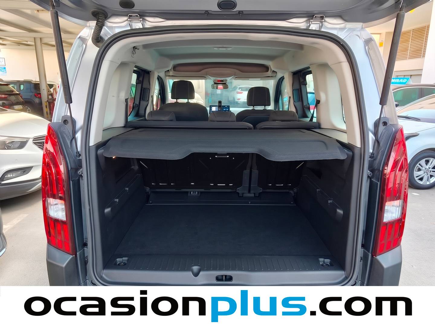 Foto asientos traseros Peugeot Rifter Peugeot Rifter BlueHDi 100 Allure (100 CV)