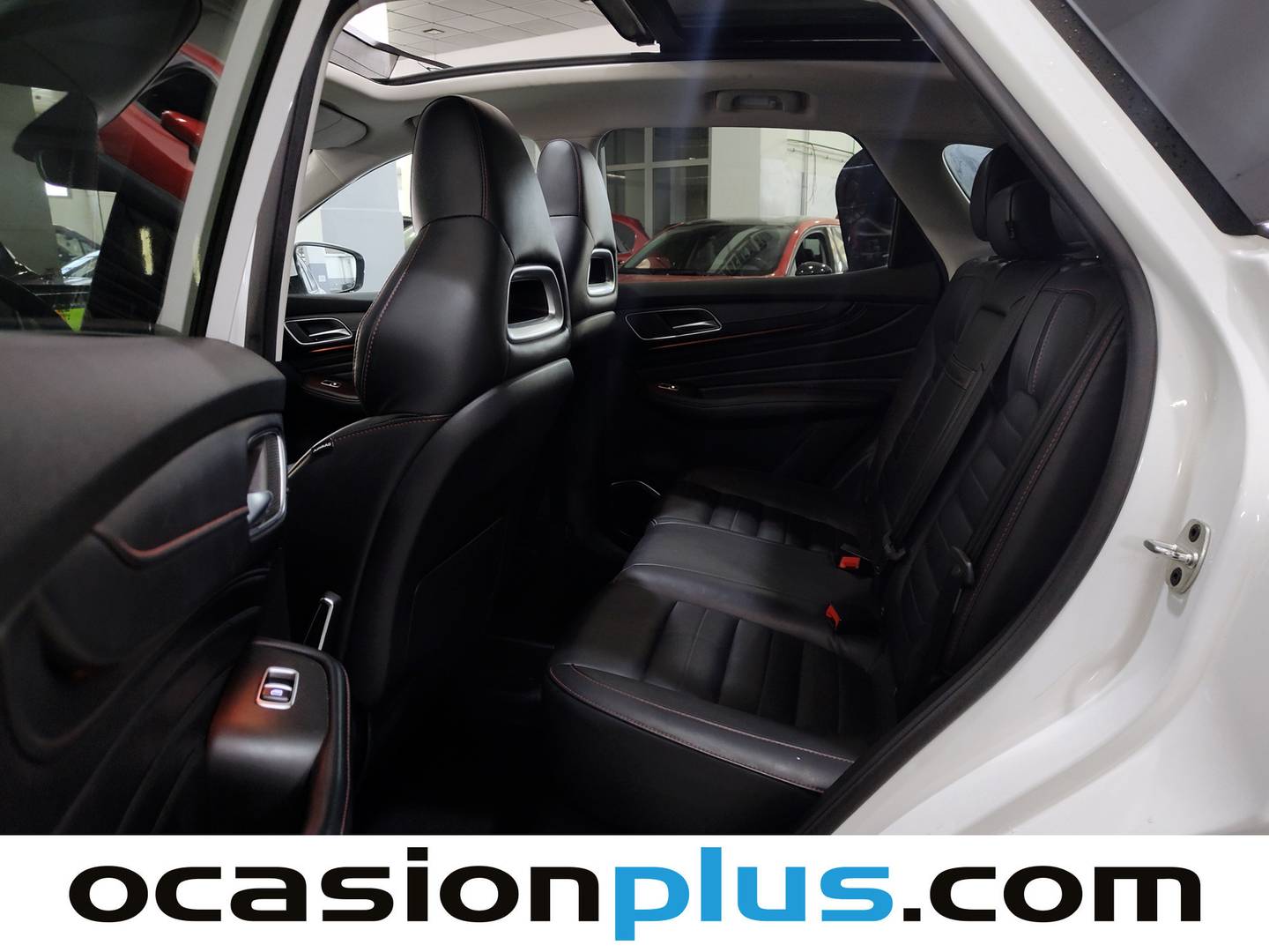 Foto asientos traseros MG eHS MG eHS 1.5 T-GDI PHEV Luxury  (258 CV)