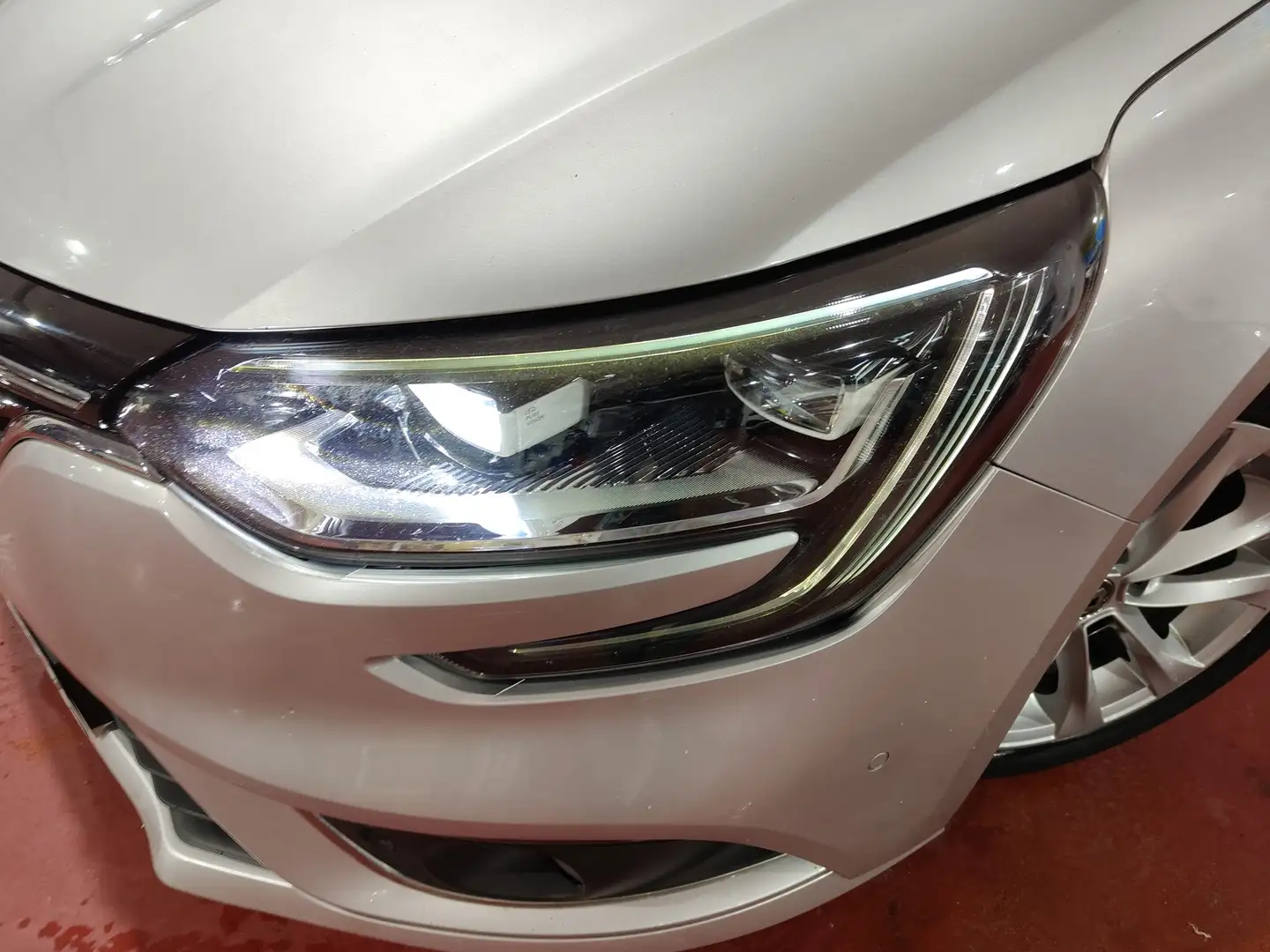 Foto Renault Mégane Renault Megane Sport Tourer Zen Blue dCi (115 CV)