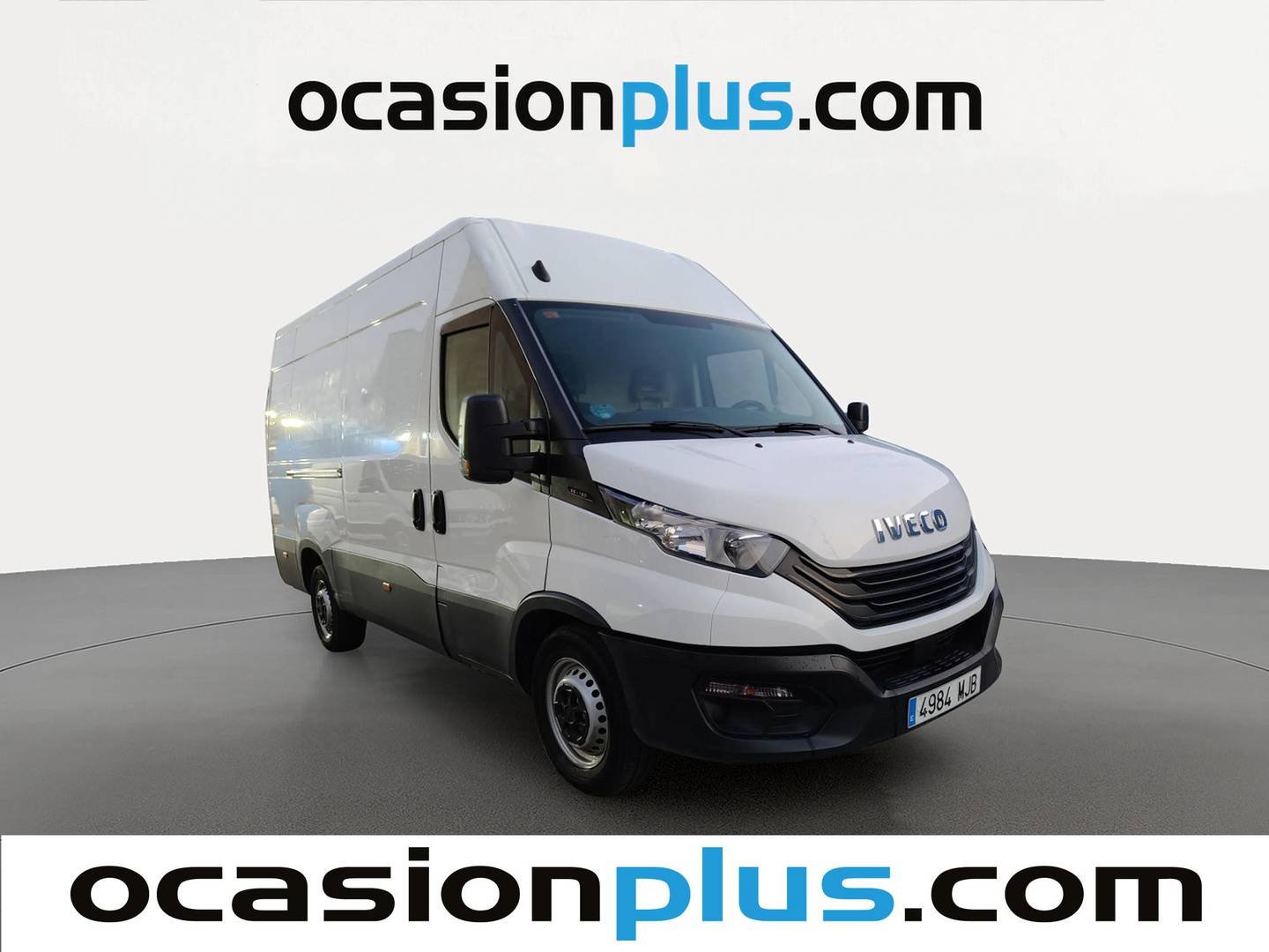 Foto delantera Iveco Daily Iveco Daily Furgon 35S 16 V 3520L/H2 (156 CV) derecha