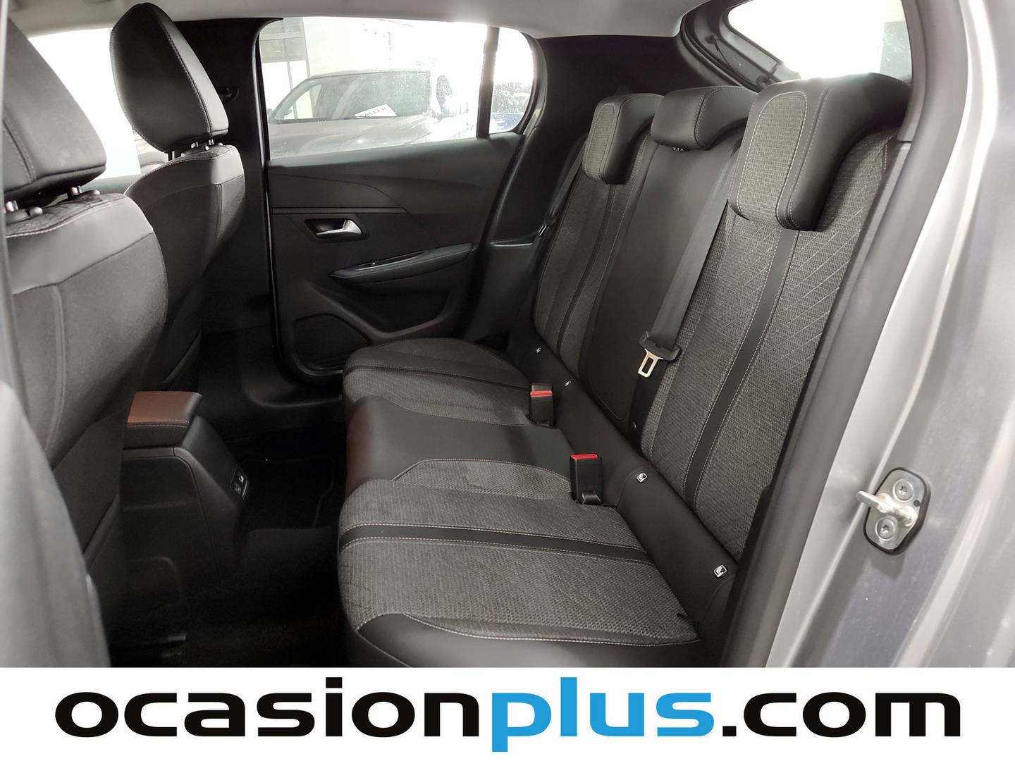 Foto asientos traseros Peugeot 208 Peugeot 208 PureTech 100 Allure (100 CV)