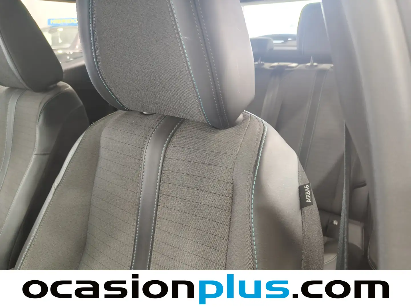 Foto Peugeot 2008 Peugeot 2008 PureTech 100 S&S Allure (100 CV)