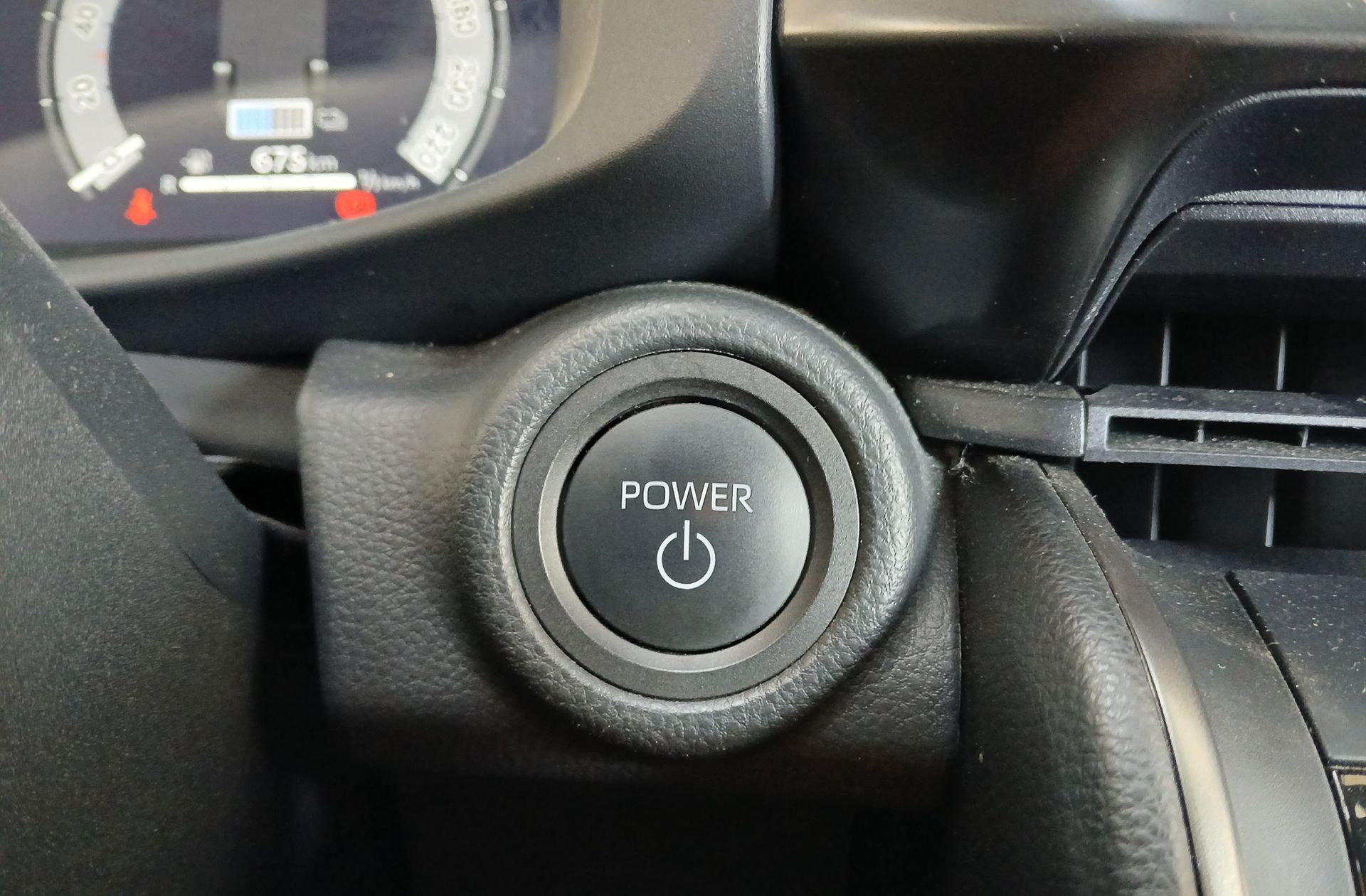Toyota C-HR 140H Advance - foto 33