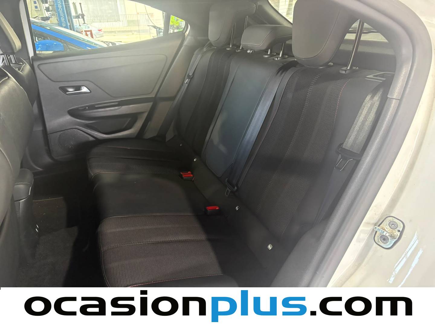 Foto asientos traseros Opel Mokka-e Opel Mokka-e BEV 50kWh GS Line-e (136 CV)