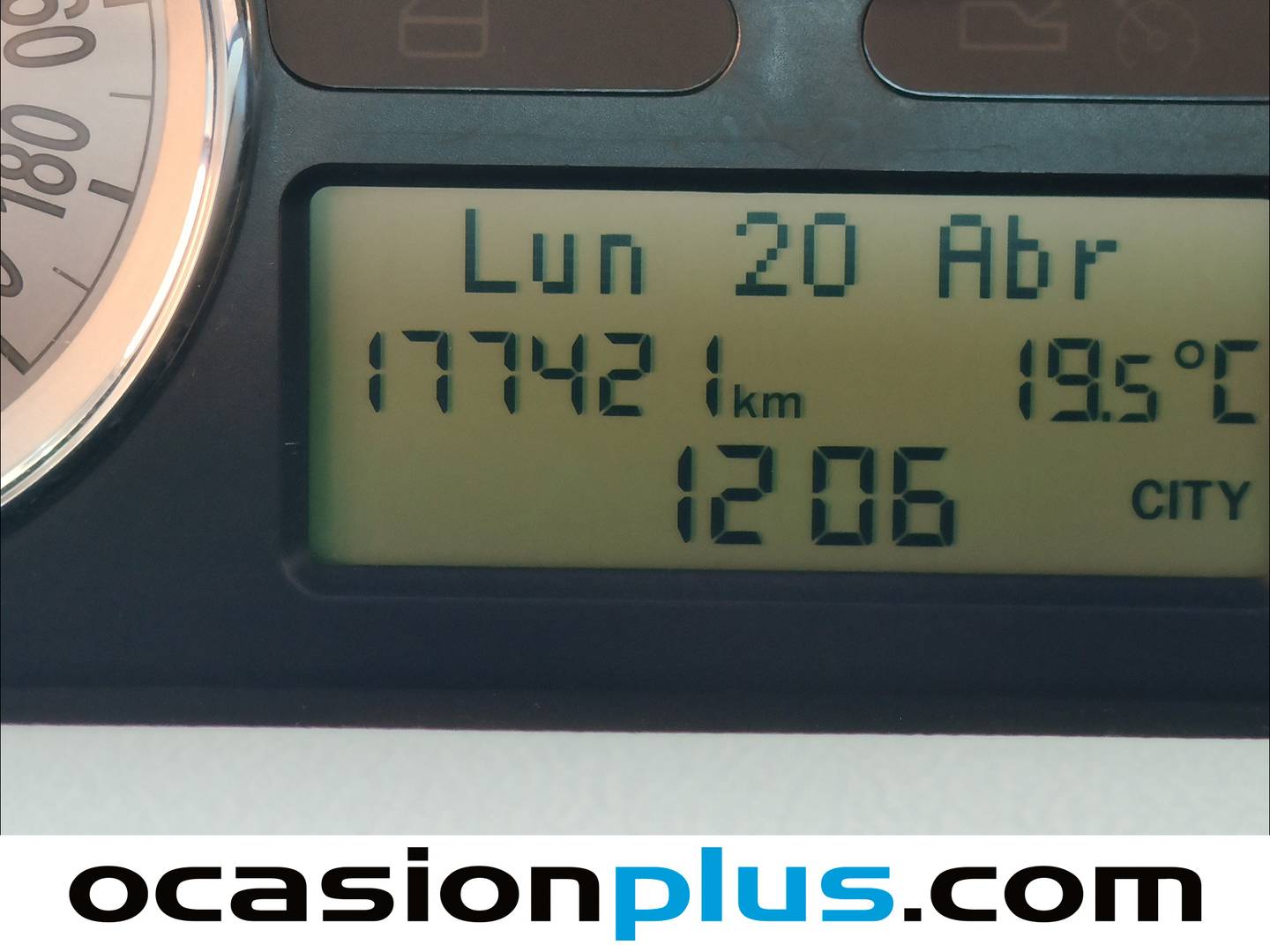 Lancia Ypsilon Lancia Ypsilon 1.4 8v Oro (77 CV) seminuevo