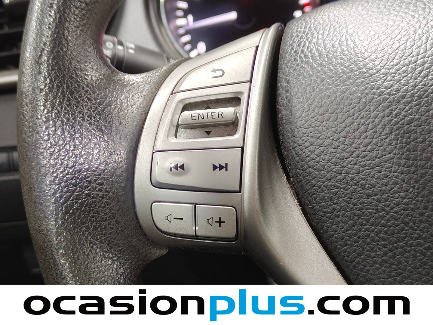 Nissan QASHQAI Nissan Qashqai DIG-T 115 Visia 4x2 (115 CV) seminuevo