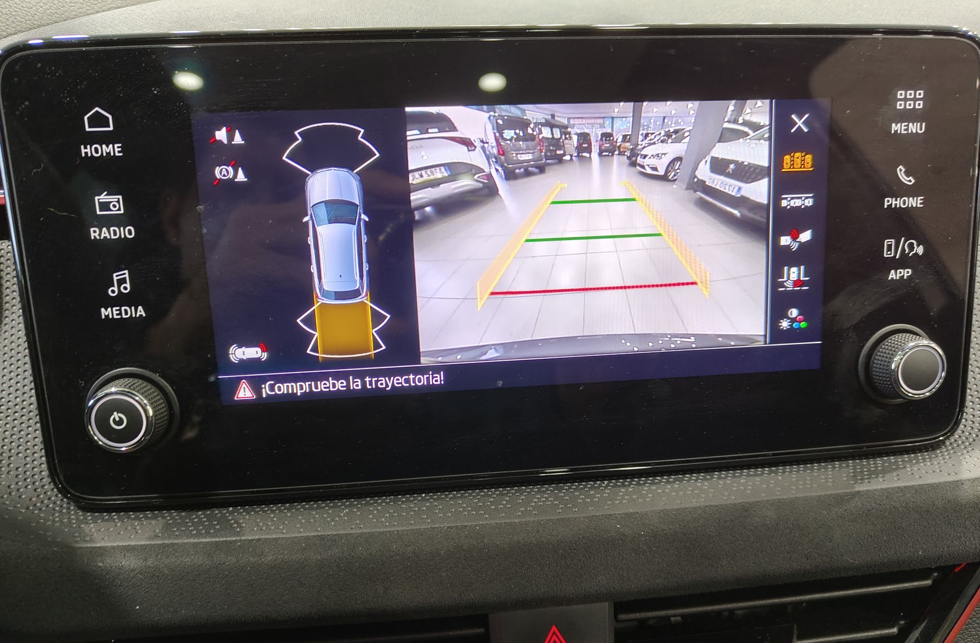 Škoda Kamiq 1.0 TSI Design DSG - foto 9