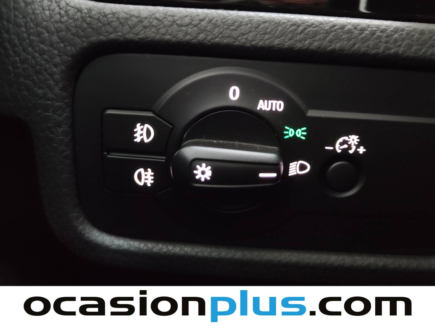 Foto Volkswagen Touareg Volkswagen Touareg R-Line 3.0 TDI BMT (204 CV) Tiptronic