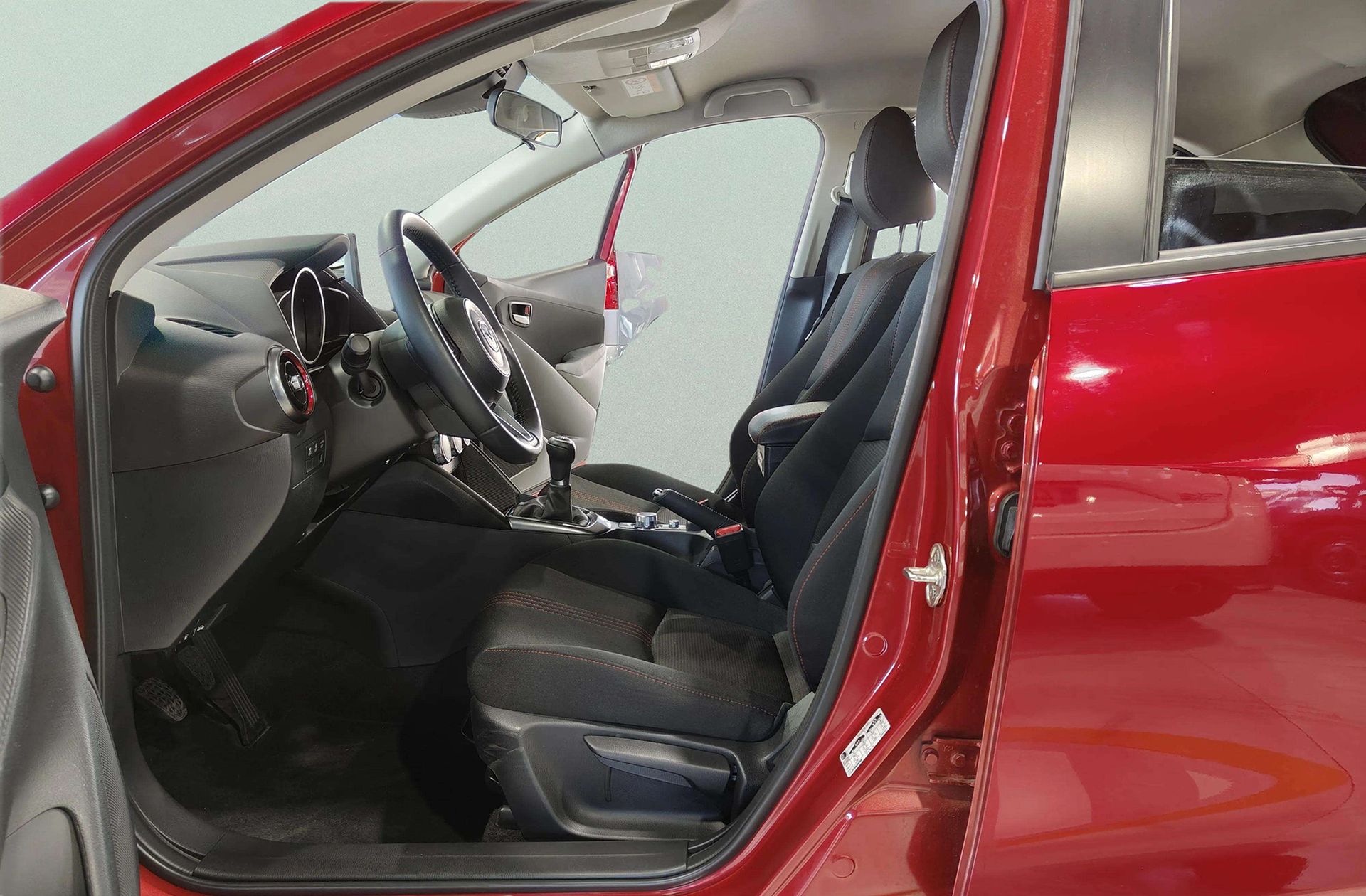 Mazda Mazda2 e-Skyactiv G Homura - foto 10