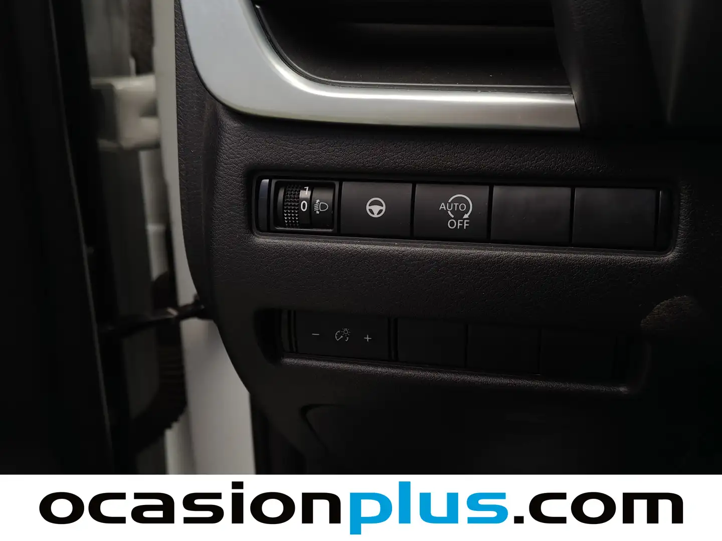 Foto Nissan QASHQAI Nissan Qashqai DIG-T 140 mHEV N-Connecta 4x2 (140 CV)