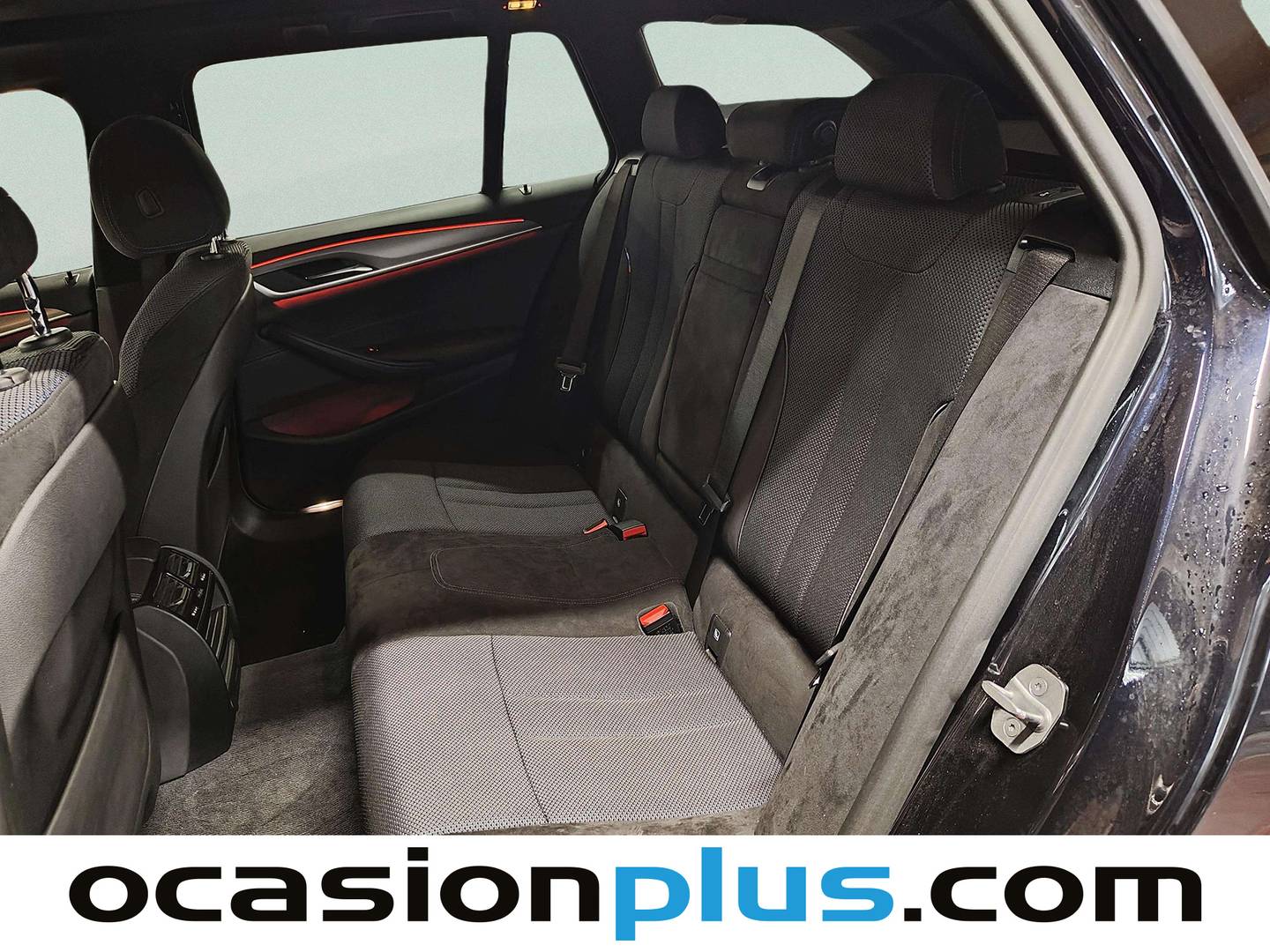 Foto asientos traseros BMW Serie 5 BMW Serie 5 520d xDrive Touring (190 CV) Pack M