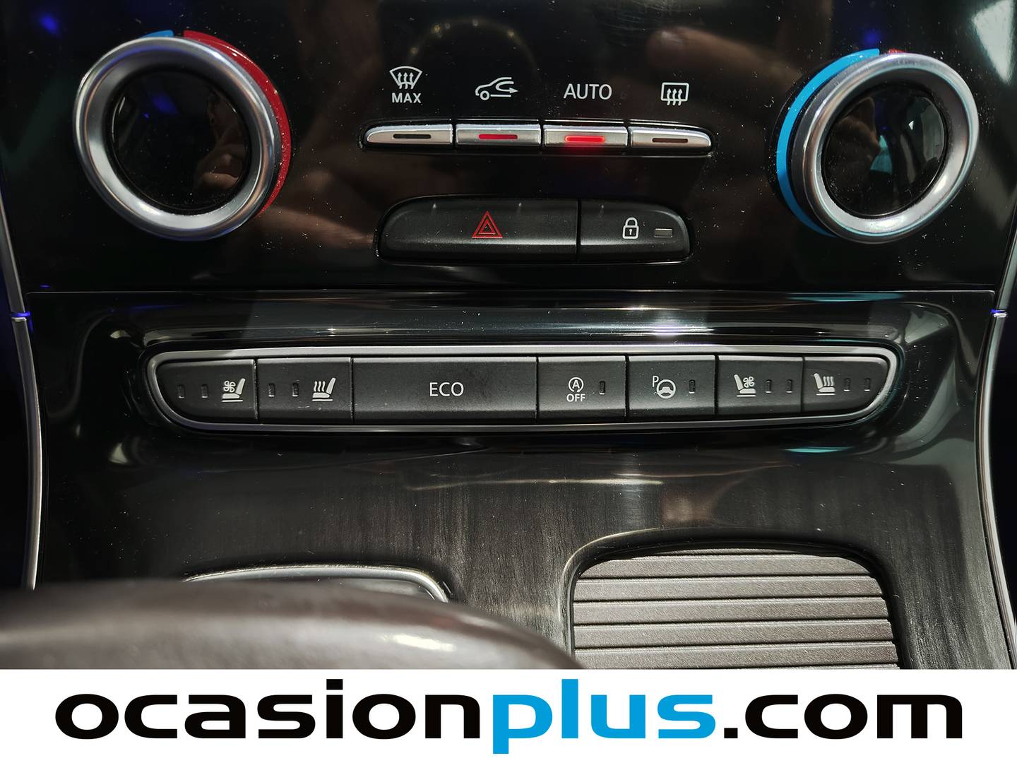 Equipamiento del Renault Espace Renault Espace Initiale Paris Blue dCi (200 CV) EDC 7 Plazas