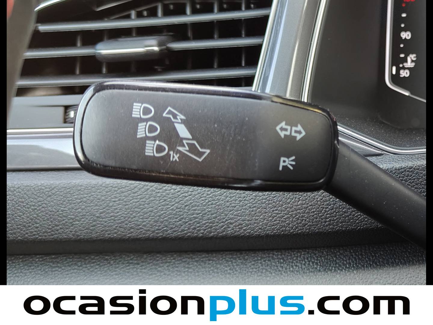 Foto Volkswagen T-Roc Volkswagen T-Roc Sport 2.0 TDI (150 CV)