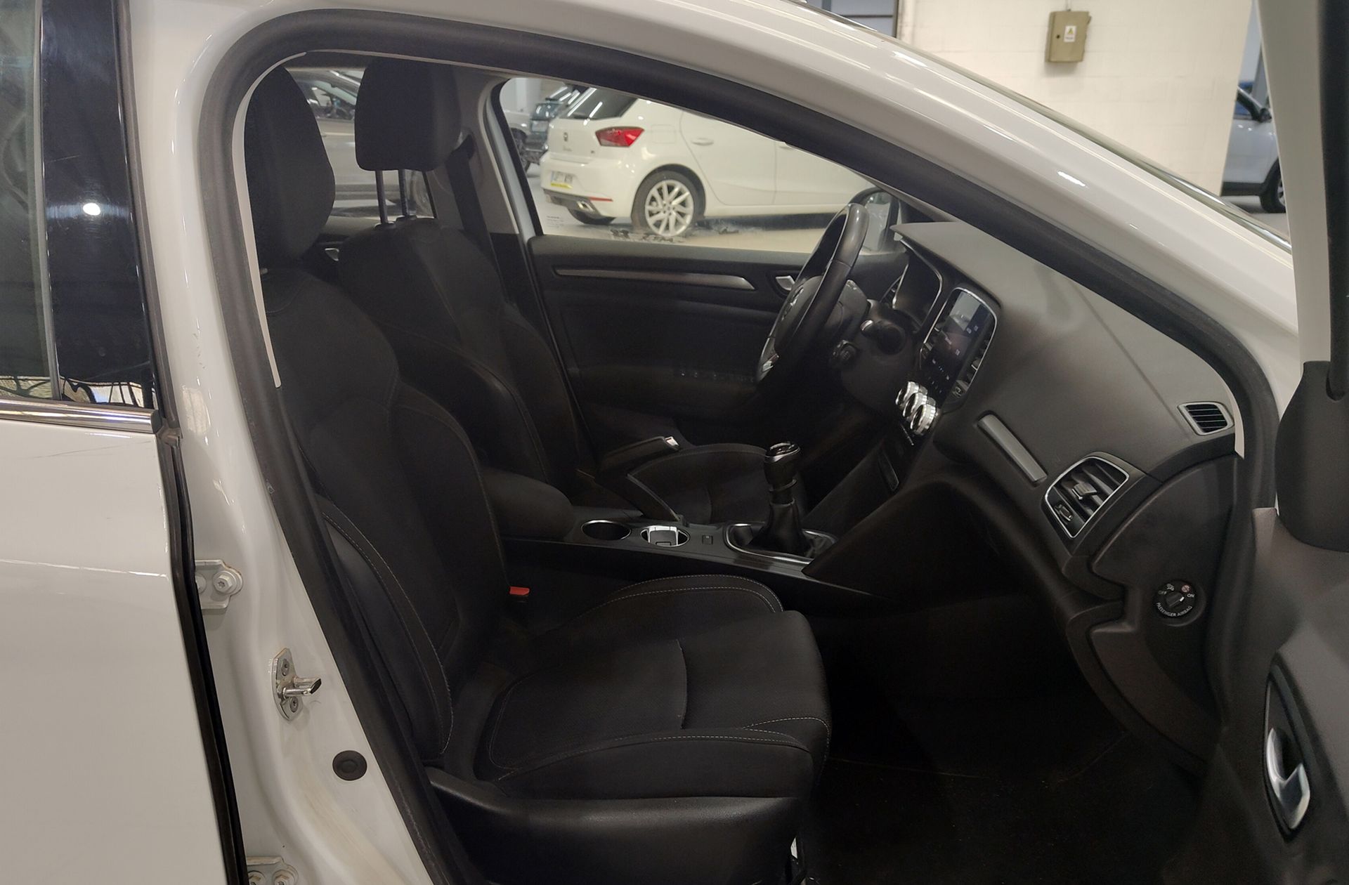 Renault Mégane Intens TCe GPF - foto 15