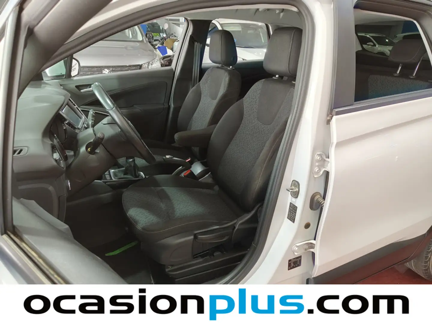 Foto Opel Crossland X Opel Crossland X 1.6 Turbo Selective (99 CV)