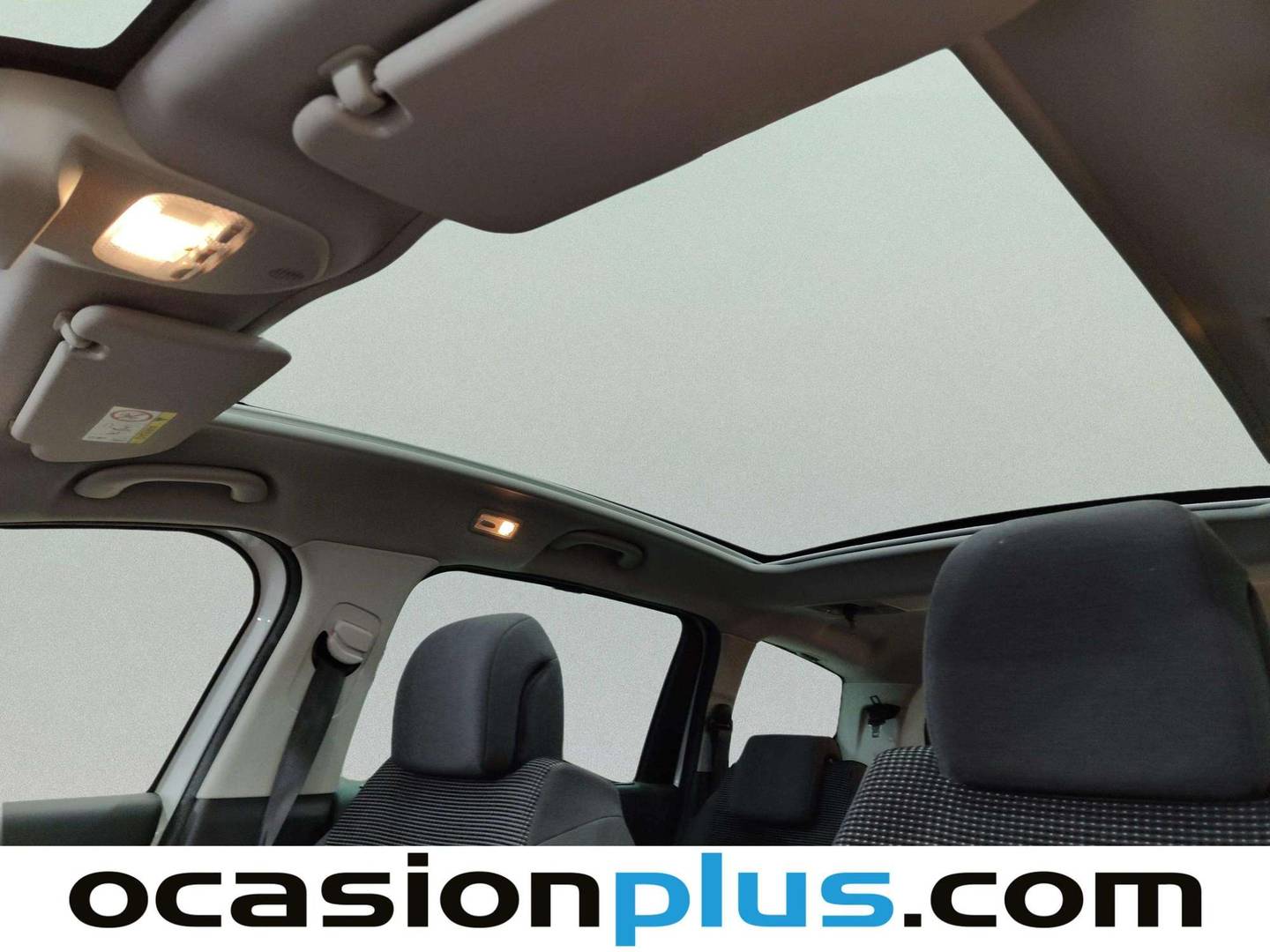 Extras y acabados del Peugeot 5008 Peugeot 5008 Allure 1.2 PureTech S&S (130 CV) 7 Plazas