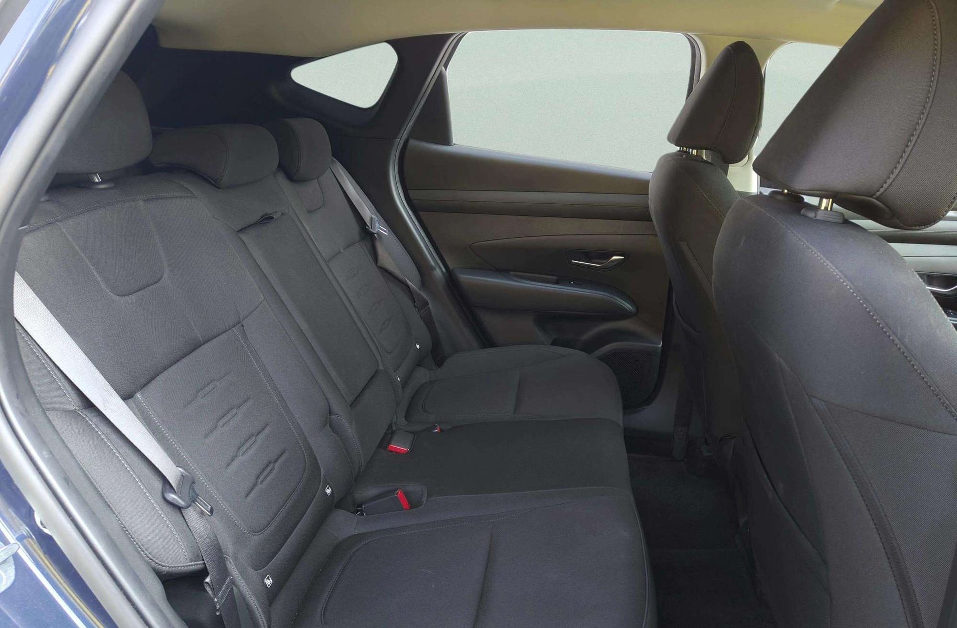 Hyundai Tucson 1.6 T-GDi HEV Maxx - foto 19