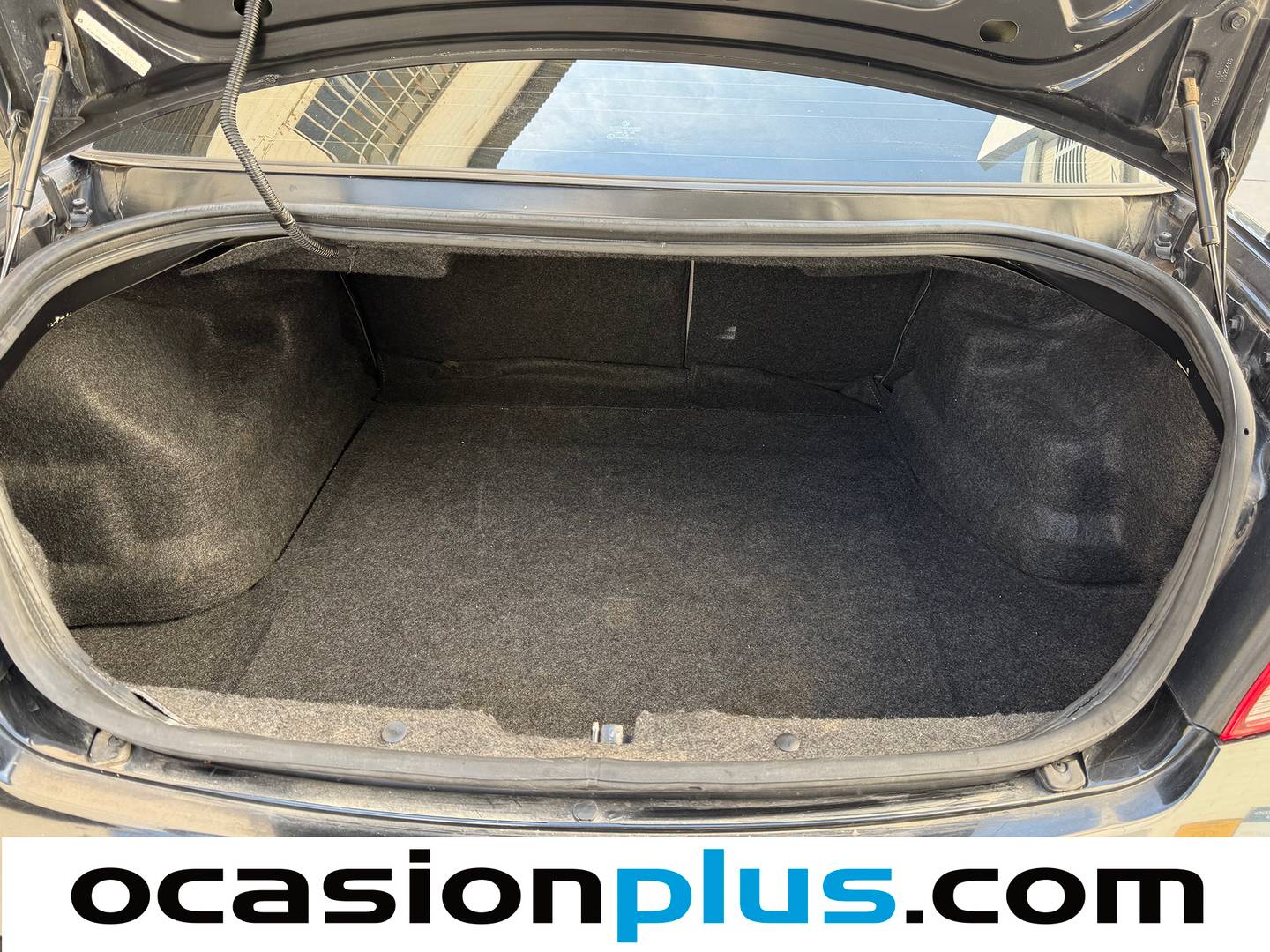 Fotos maletero Chrysler Sebring Chrysler Sebring 2.0 Limited (141 CV)