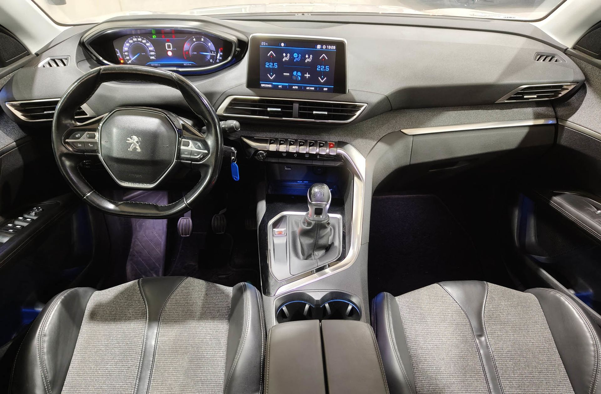 Peugeot 3008 BlueHDi 130 Allure - foto 6