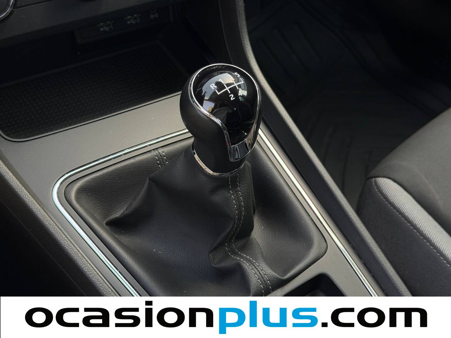Seat León Seat León 1.6 TDI S&S Style Visio Edition (115 CV) de segunda mano