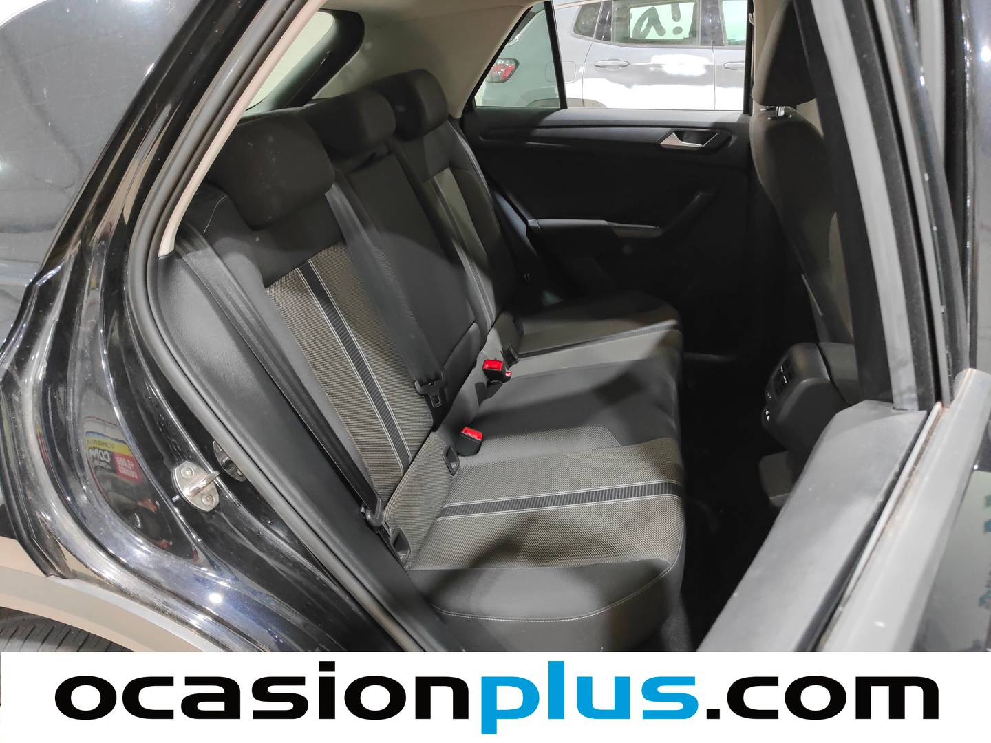 Foto Volkswagen T-Roc Volkswagen T-Roc Advance 2.0 TDI (150 CV) DSG