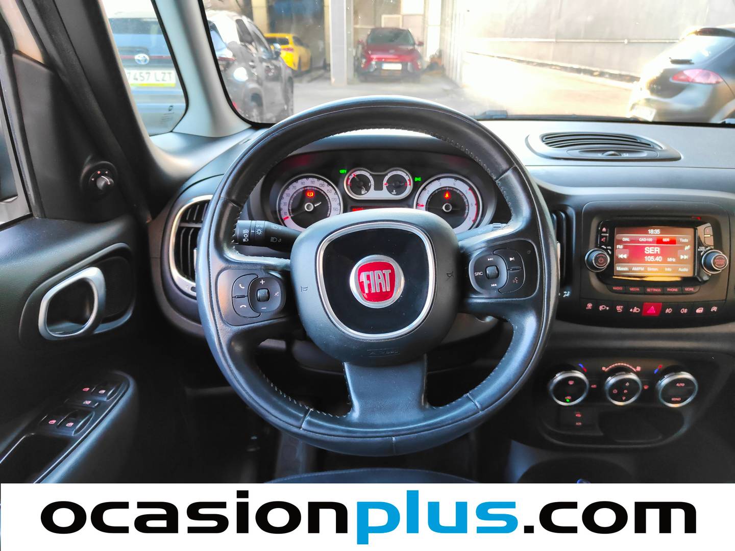 Foto Fiat 500L Fiat 500L 1.6 16v MultiJet II S&S Living (105 CV) 7 Plazas