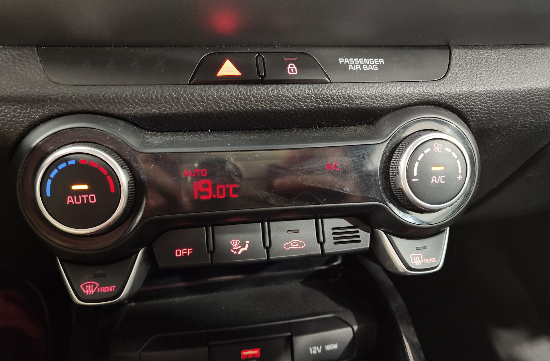 Kia Stonic 1.0 T-GDi Drive - foto 26