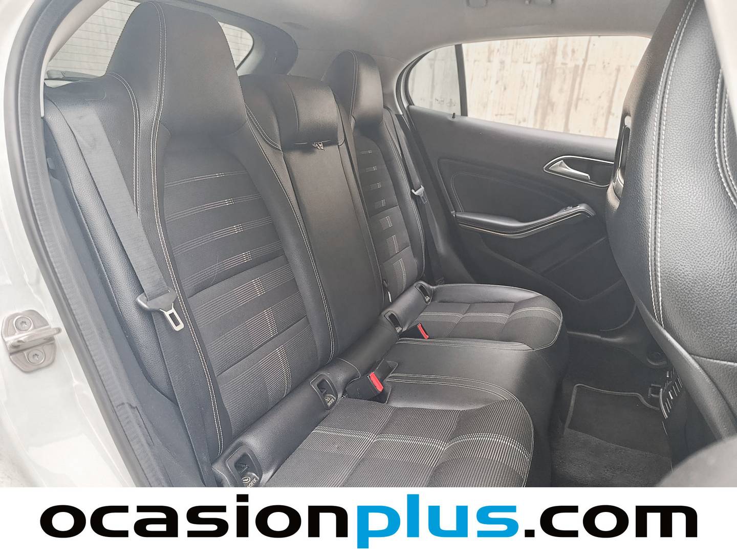 Mercedes GLA Mercedes-Benz GLA 180 (122 CV) gasolina