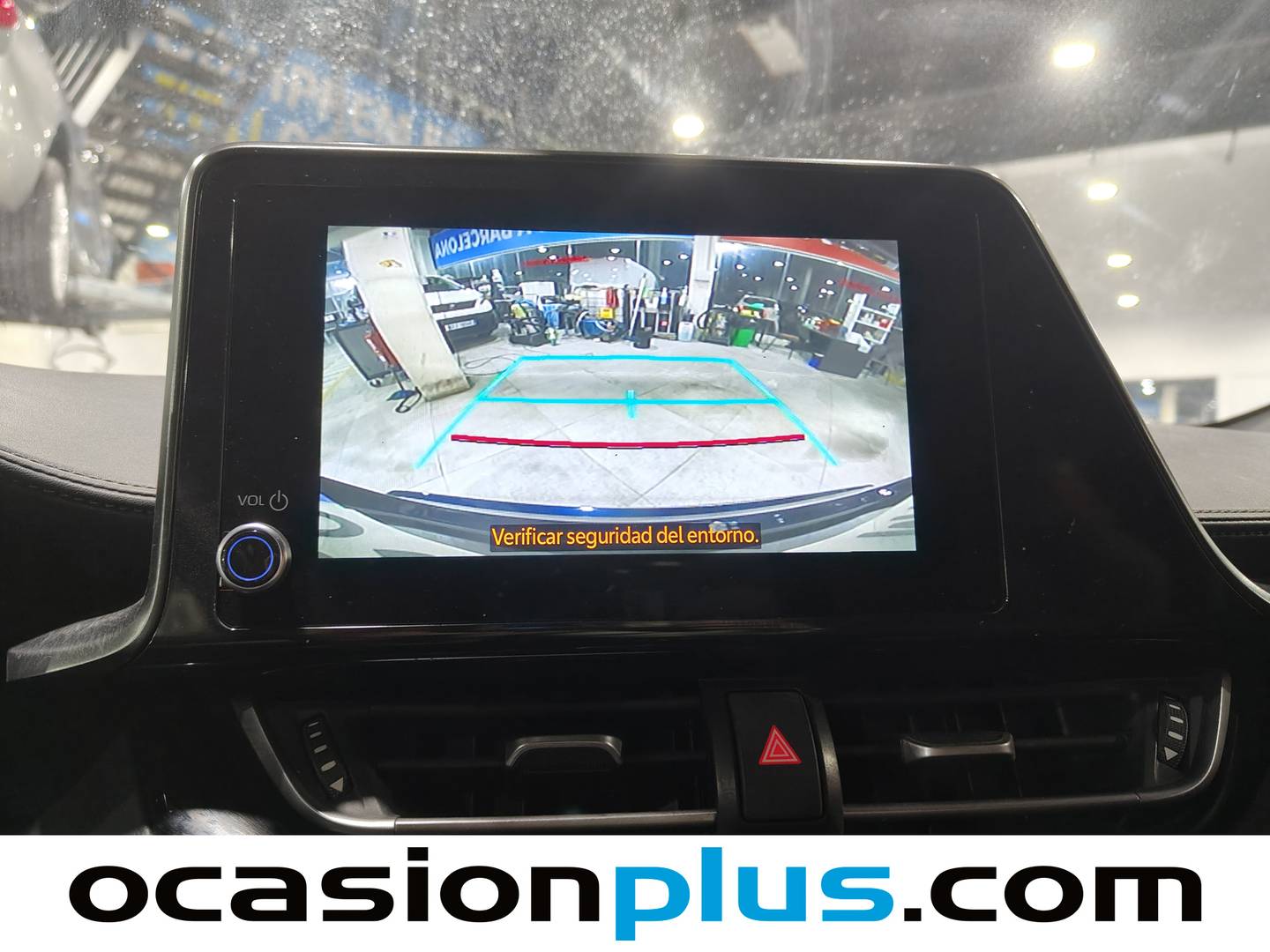 Equipamiento del Toyota C-HR Toyota C-HR 1.8 125H Advance (122 CV)