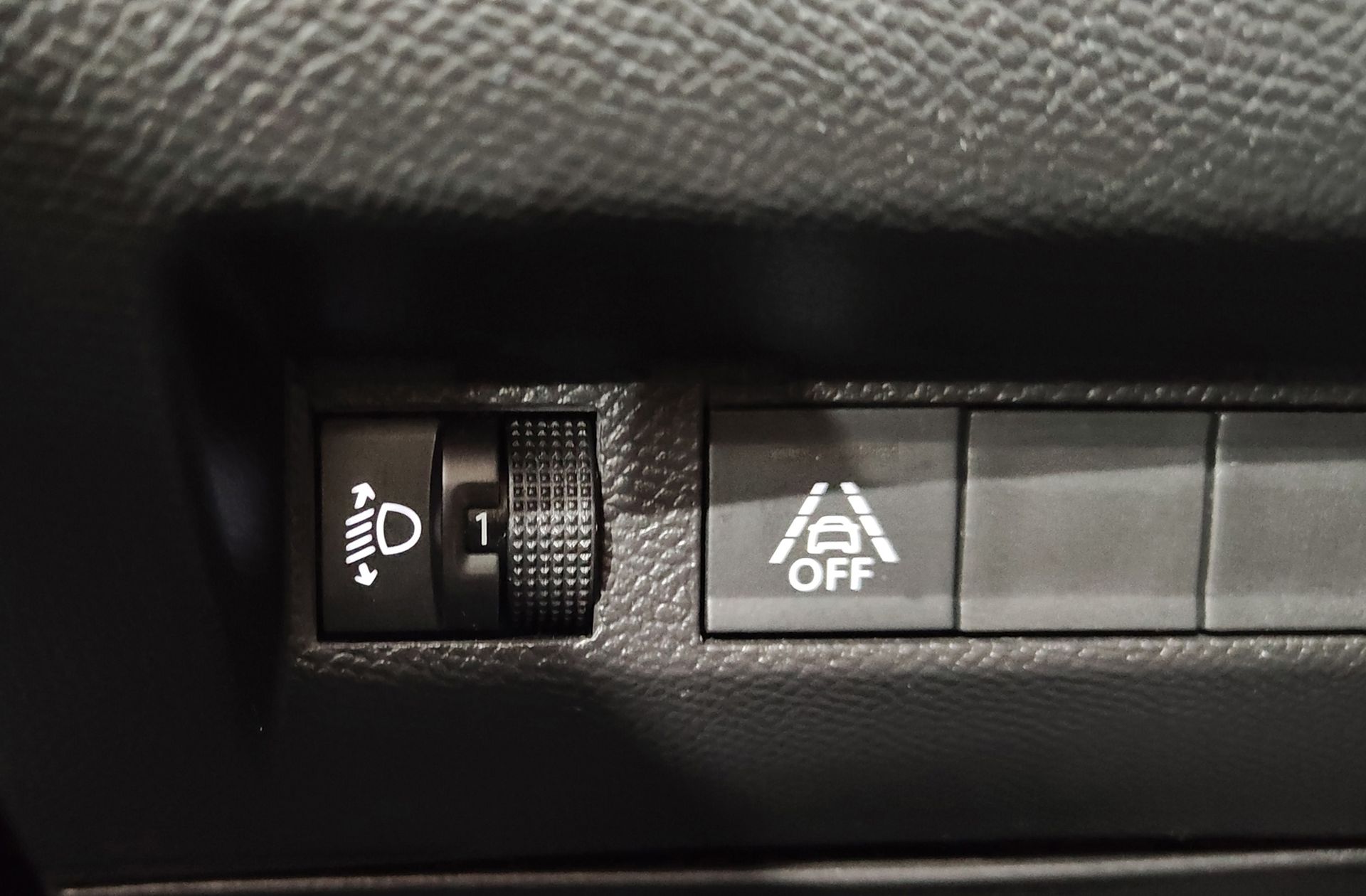 Peugeot 208 PureTech 100 Active Pack - foto 21