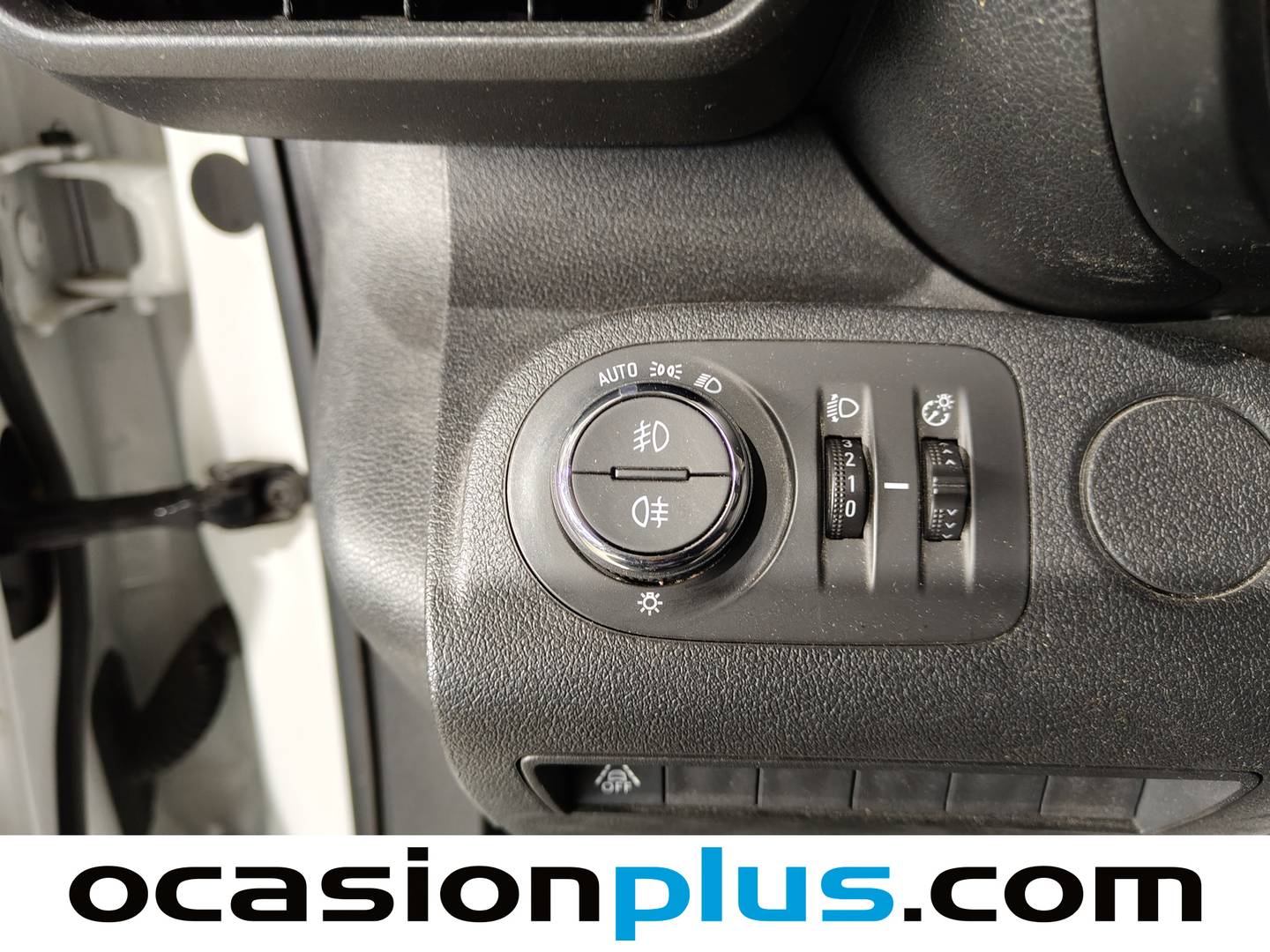 Foto Opel Combo Life Opel Combo Life 1.5 TD S&S Edition L (102 CV)