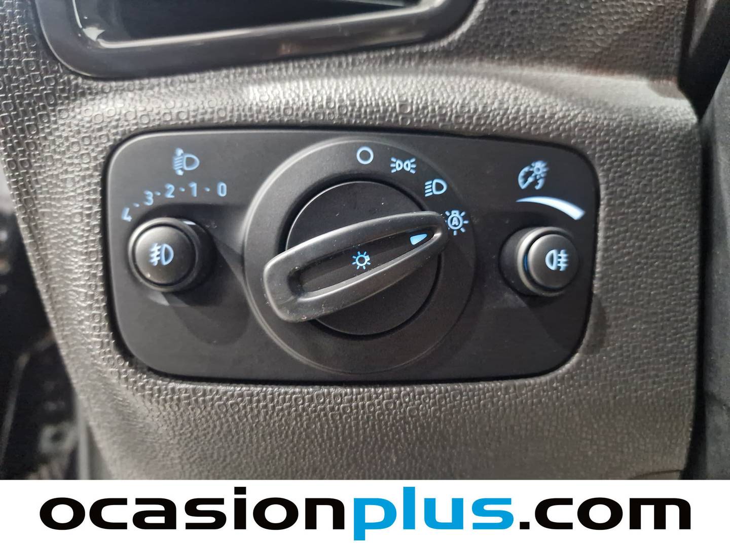 Acabados Ford EcoSport Ford EcoSport 1.5 TDCi Titanium (95 CV)