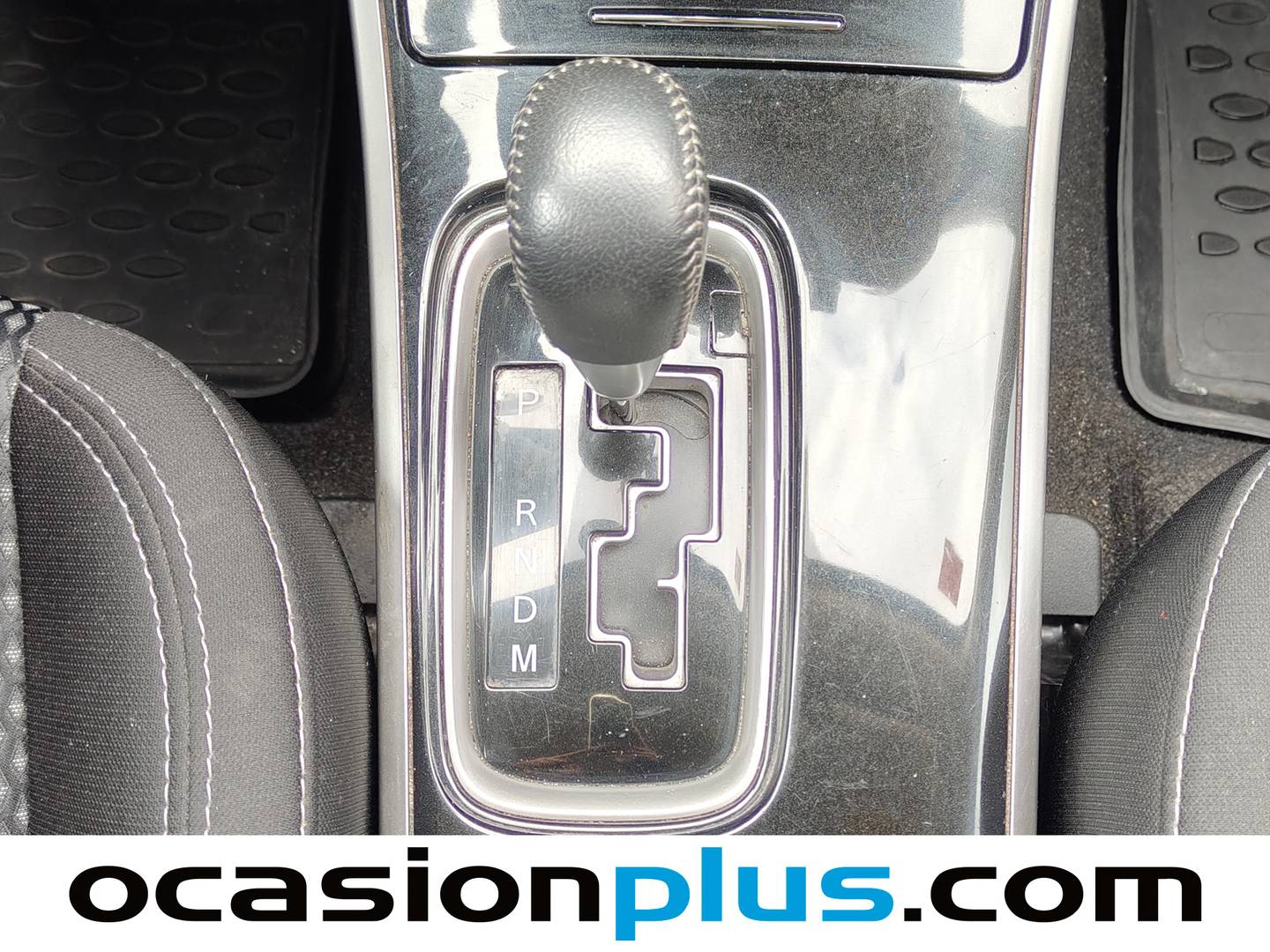 Foto Mitsubishi Outlander Mitsubishi Outlander 200 MPI Motion 2WD CVT (150 CV) 7 Plazas