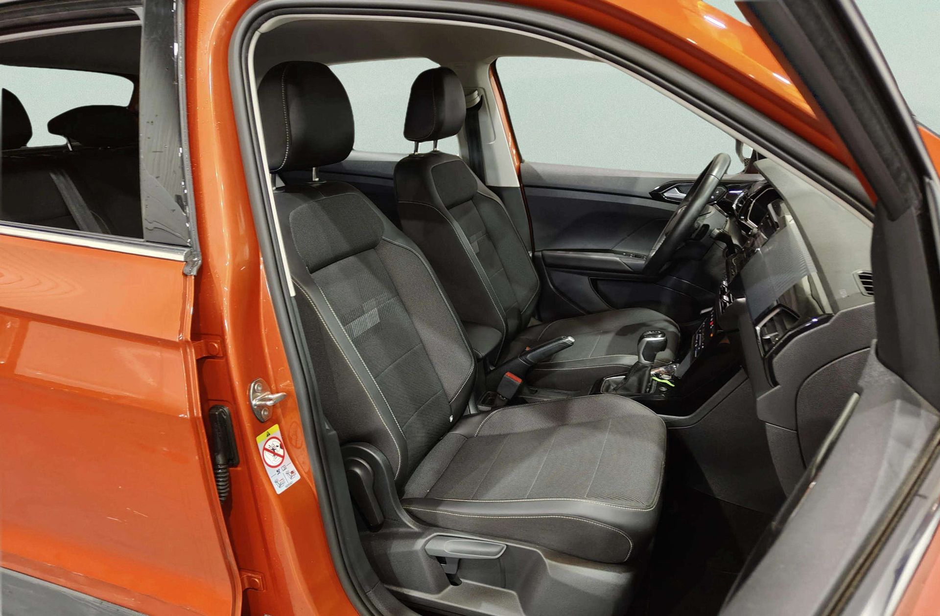 Volkswagen T-Cross Sport 1.5 TSI DSG - foto 18