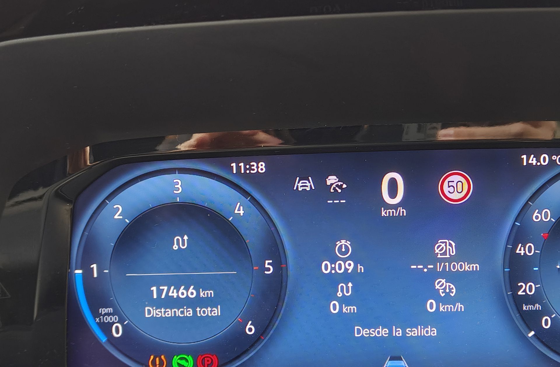 Ford Grand Tourneo Connect 2.0 EcoBlue Titanium 7 plazas - foto 9