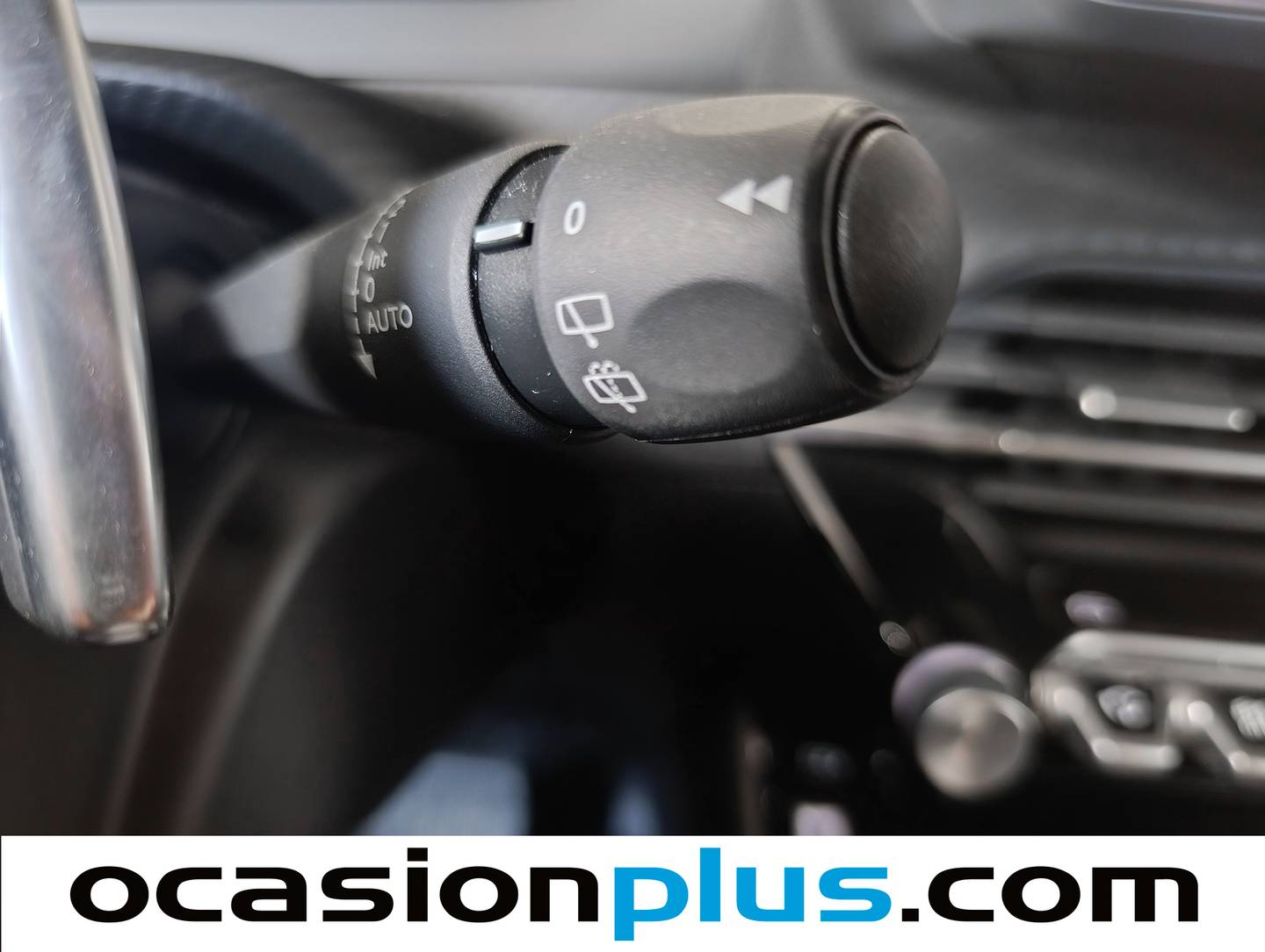 Accesorios del Peugeot 2008 Peugeot 2008 Allure Hybrid eDCS6 (145 CV)