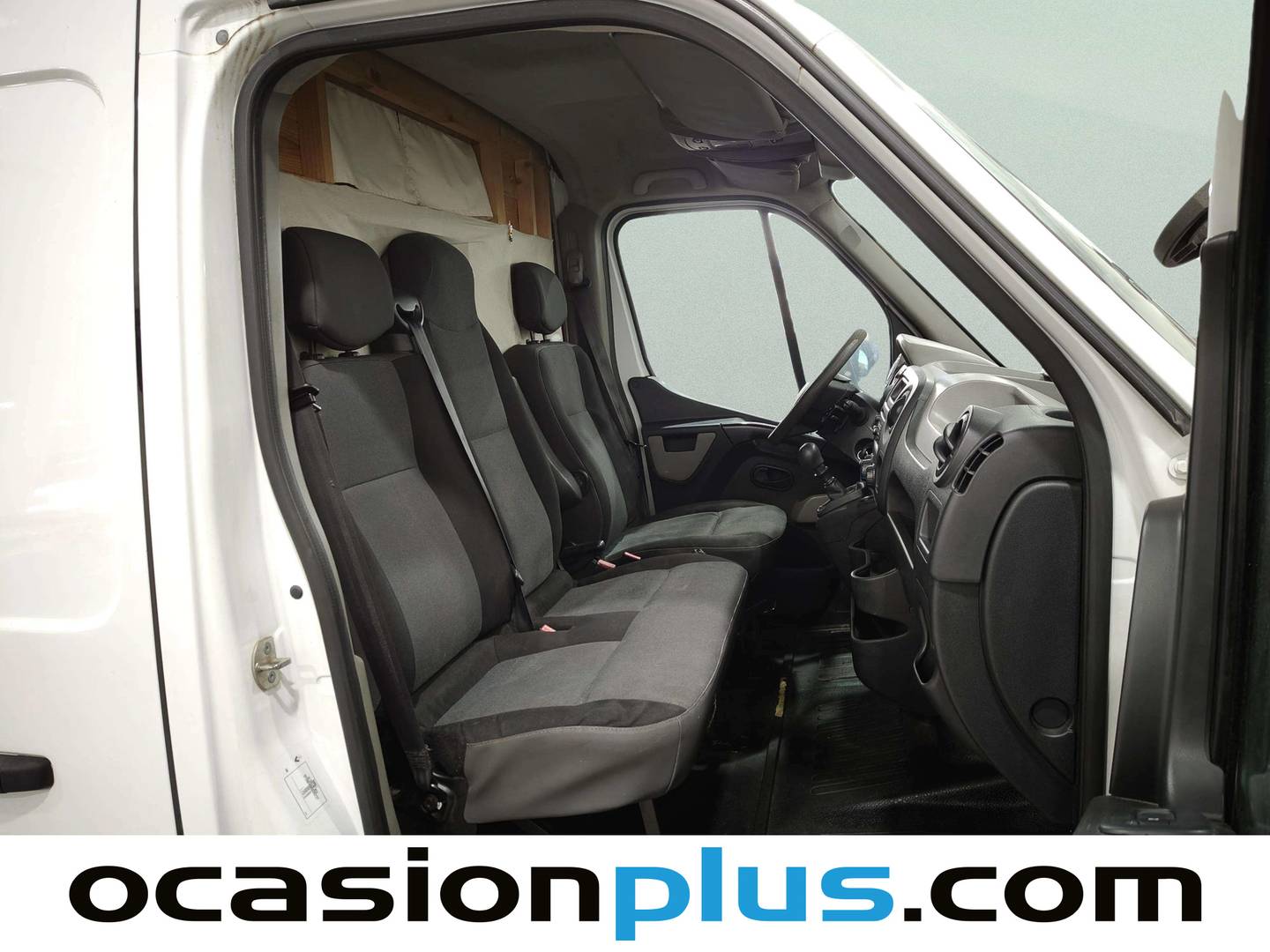 Fotos maletero Renault Master Renault Master Furgon L1H2 3500 dCi (125 CV) 3 Plazas Camperizada