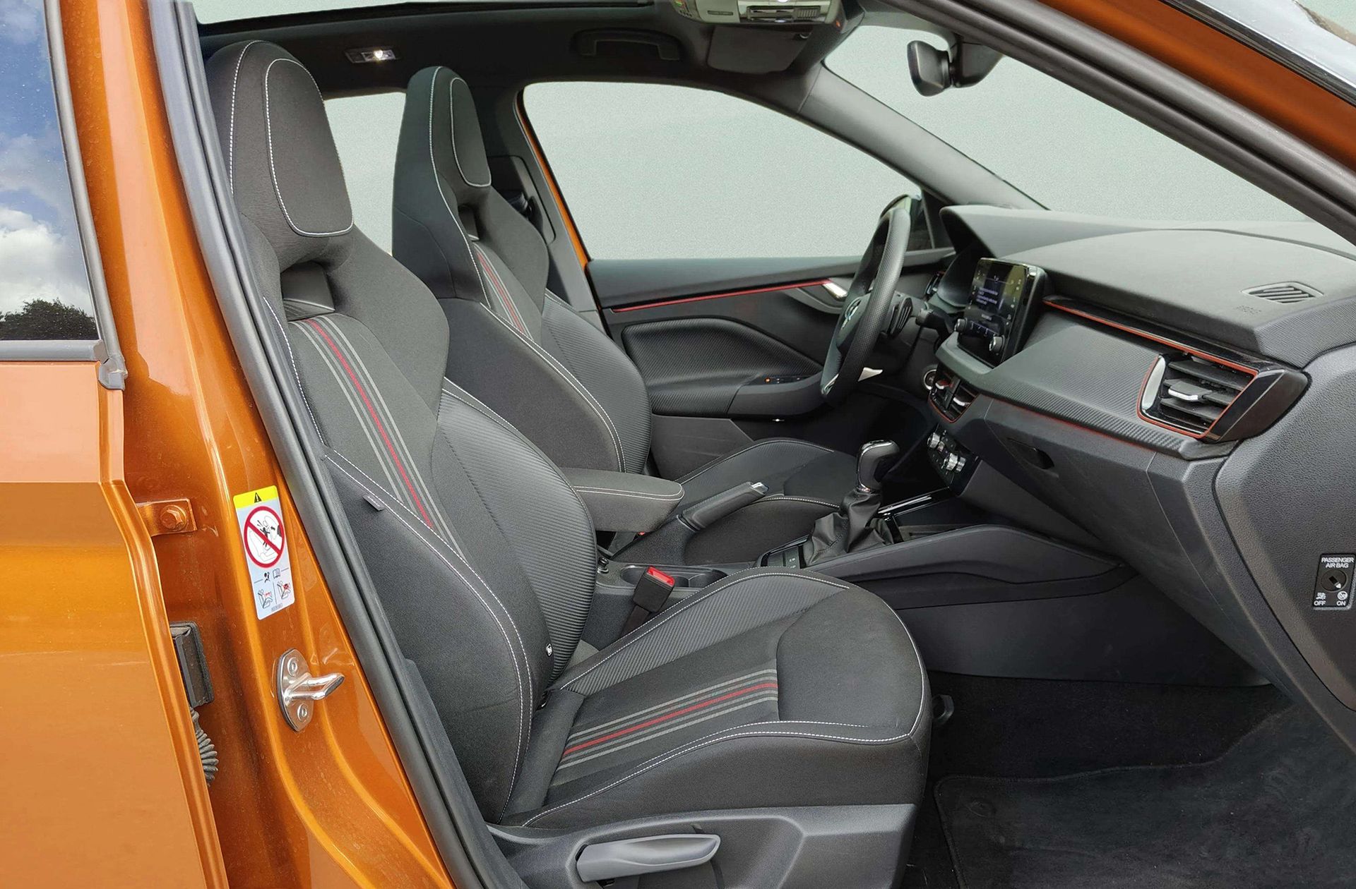 Škoda Kamiq 1.5 TSI Montecarlo DSG - foto 21