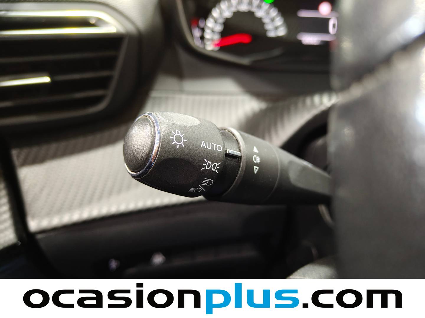 Peugeot 208 Peugeot 208 PureTech 100 Allure (100 CV) gasolina