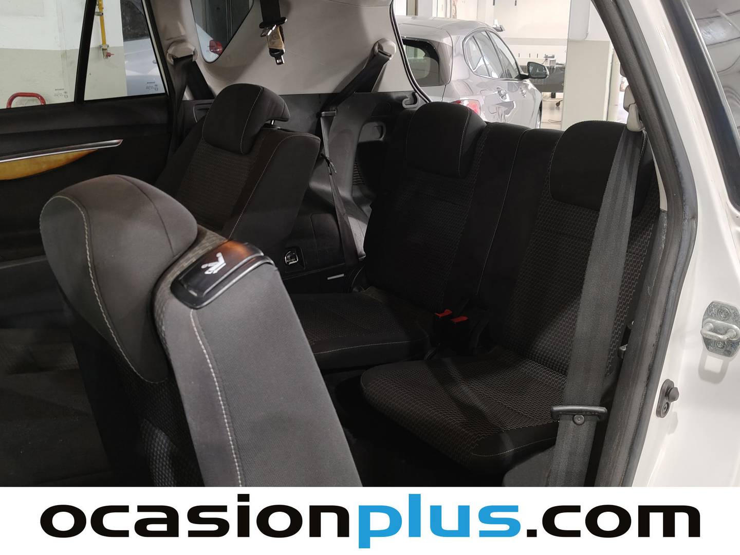 Foto asientos delanteros Toyota Verso Toyota Verso 115D Advance (112 CV)